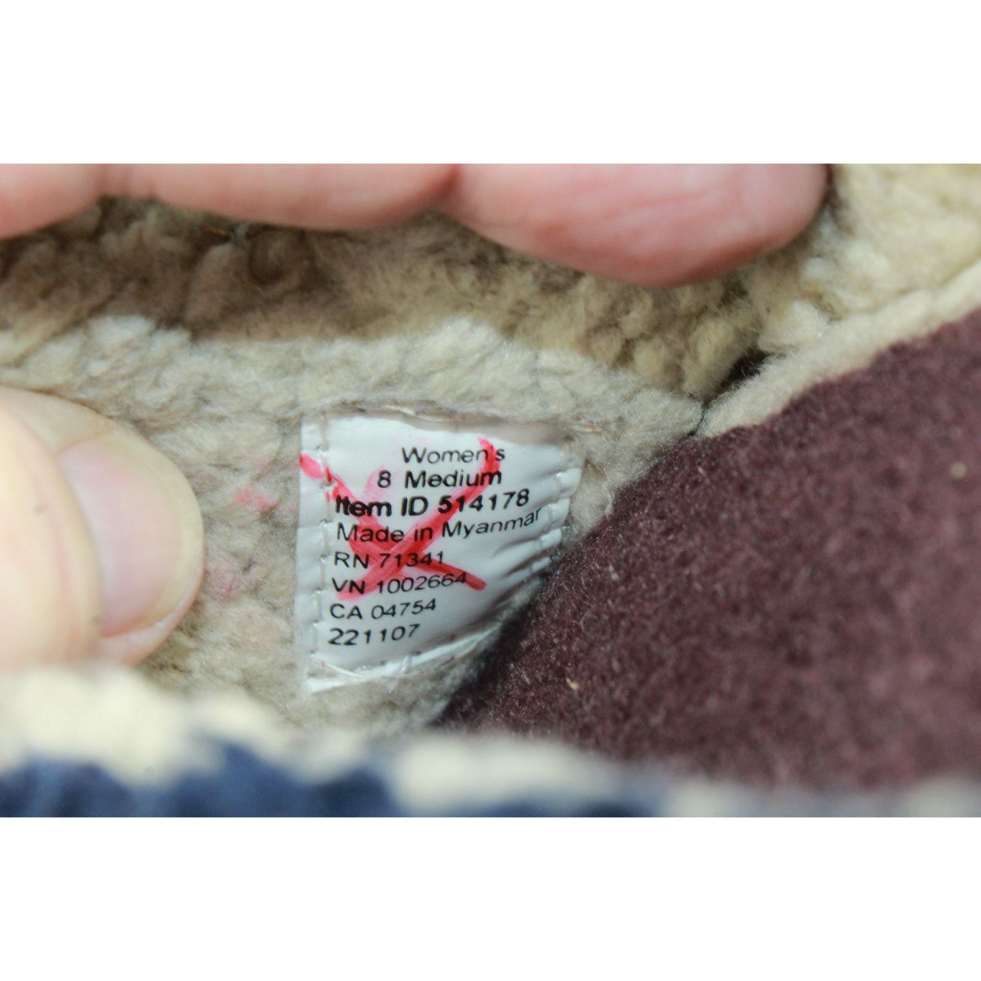 L.L. Bean LL Bean Women's Cozy Slipper Slides Warm Fleece Lightweight Size US 8 / IT 38 - 7 Thumbnail