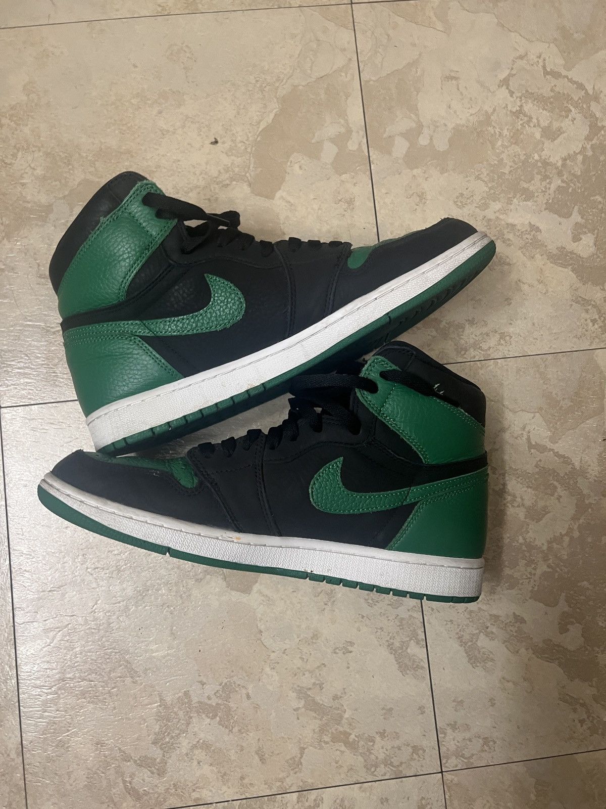 Jordan Brand Air jordan 1 high pine green 2.0 Size US 10.5 / EU 43-44 - 7 Thumbnail