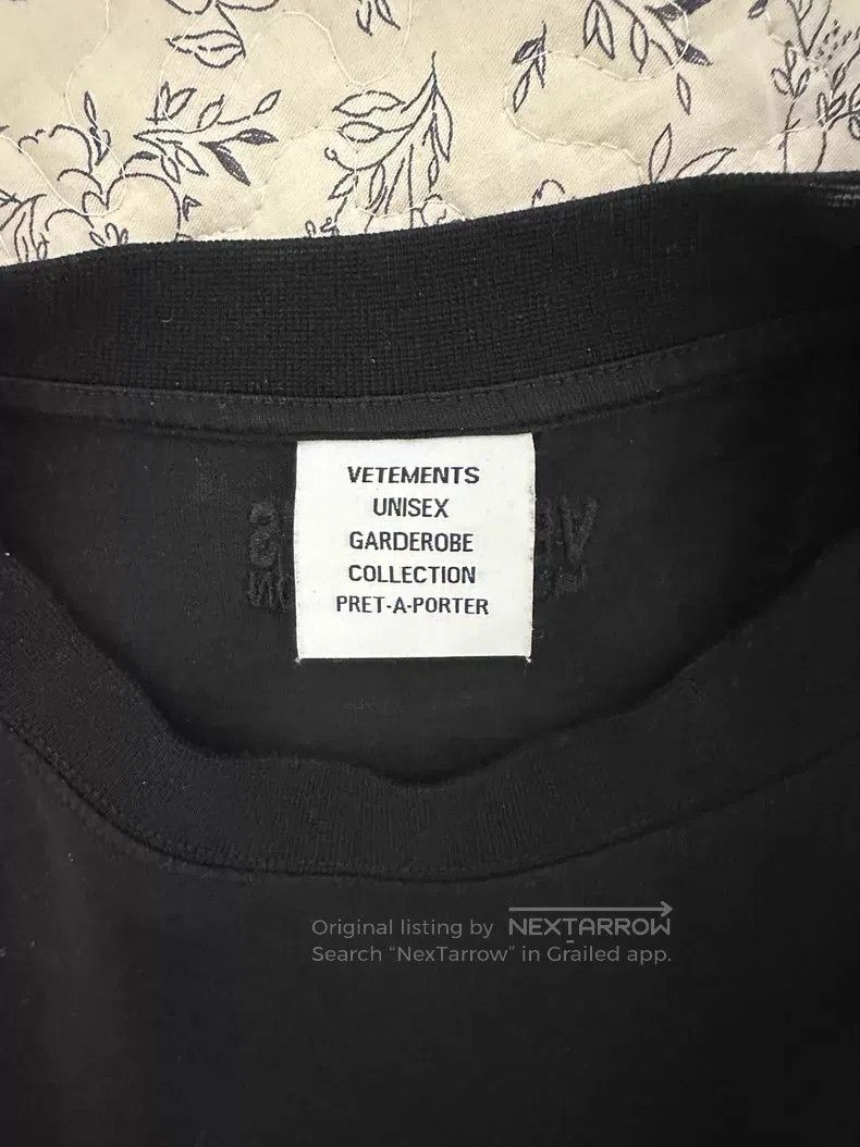 Vetements VETEMENTS Signature Short Sleeve Size US S / EU 44-46 / 1 - 5 Thumbnail