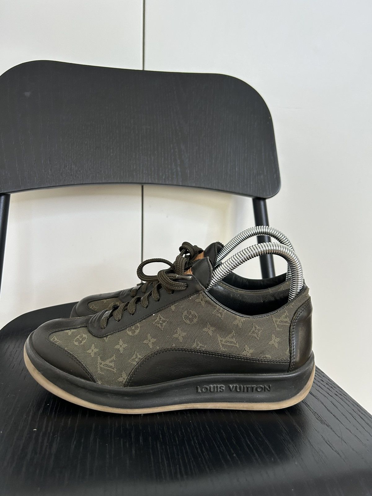 Louis Vuitton Louis Vuitton sneakers Size US 7 / IT 37 - 1 Thumbnail