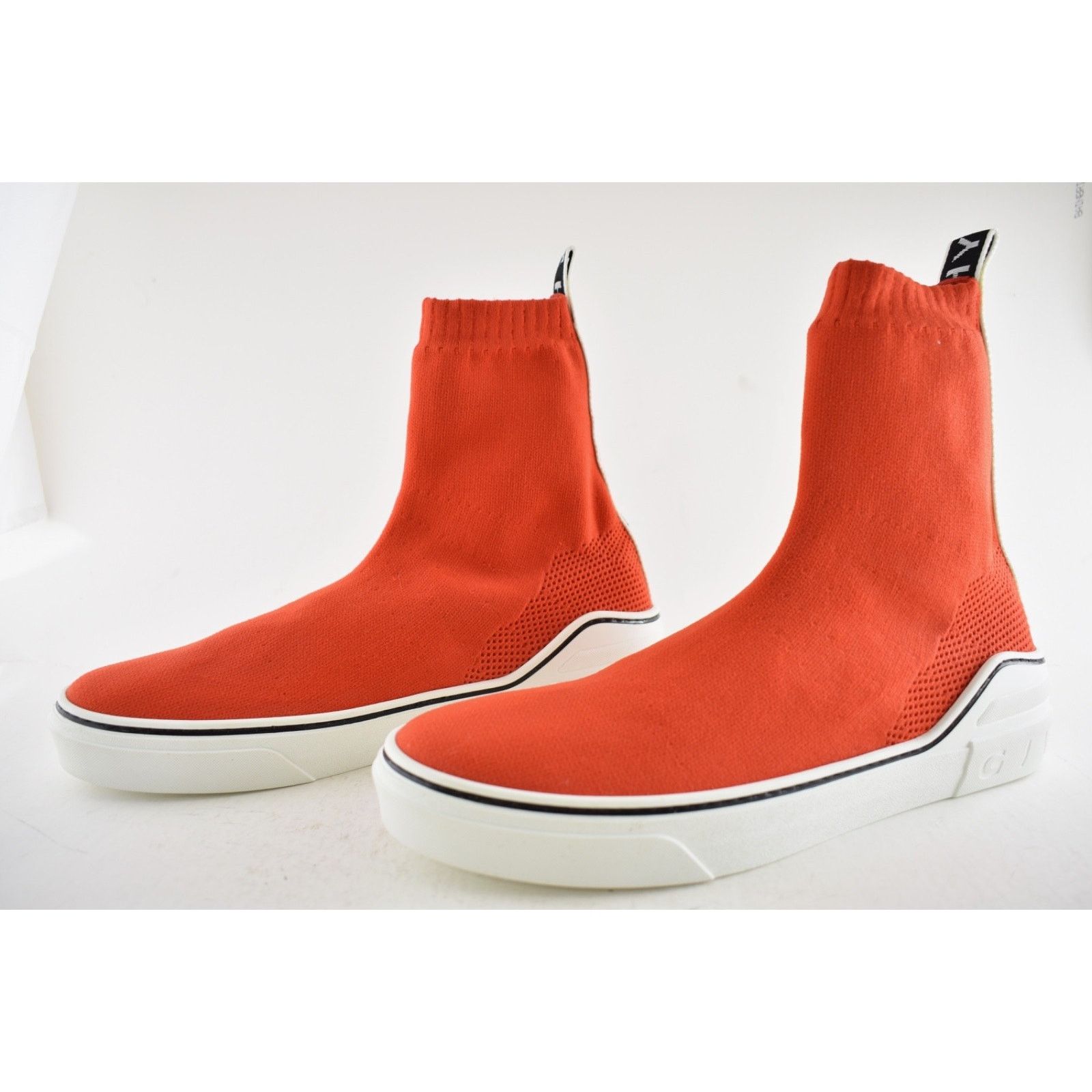 Givenchy Givenchy George V Sock Red White High Top Knit Sneaker 10.5 Size US 10.5 / EU 43-44 - 9 Thumbnail