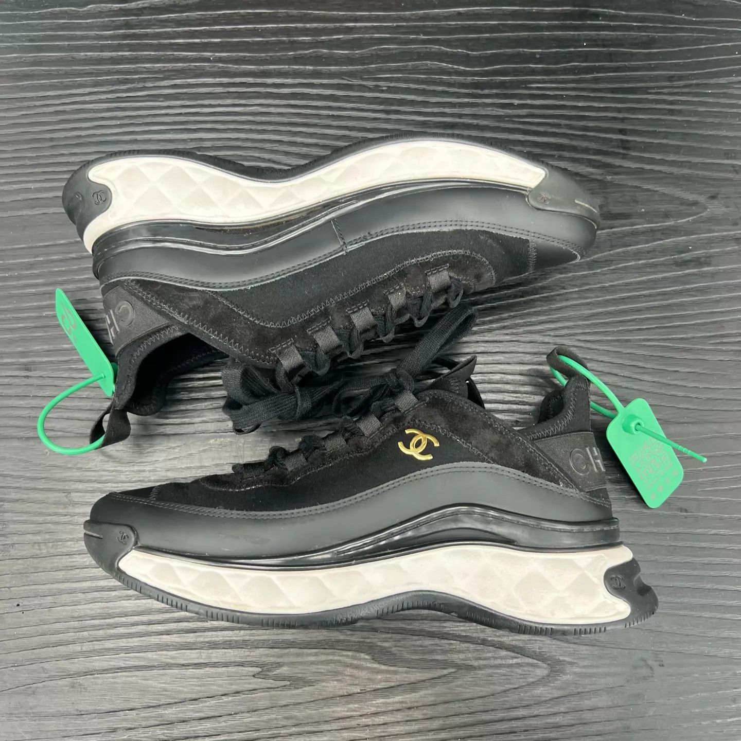Chanel CHANEL Black Logo Sneakers Size US 7.5 / IT 37.5 - 2 Thumbnail