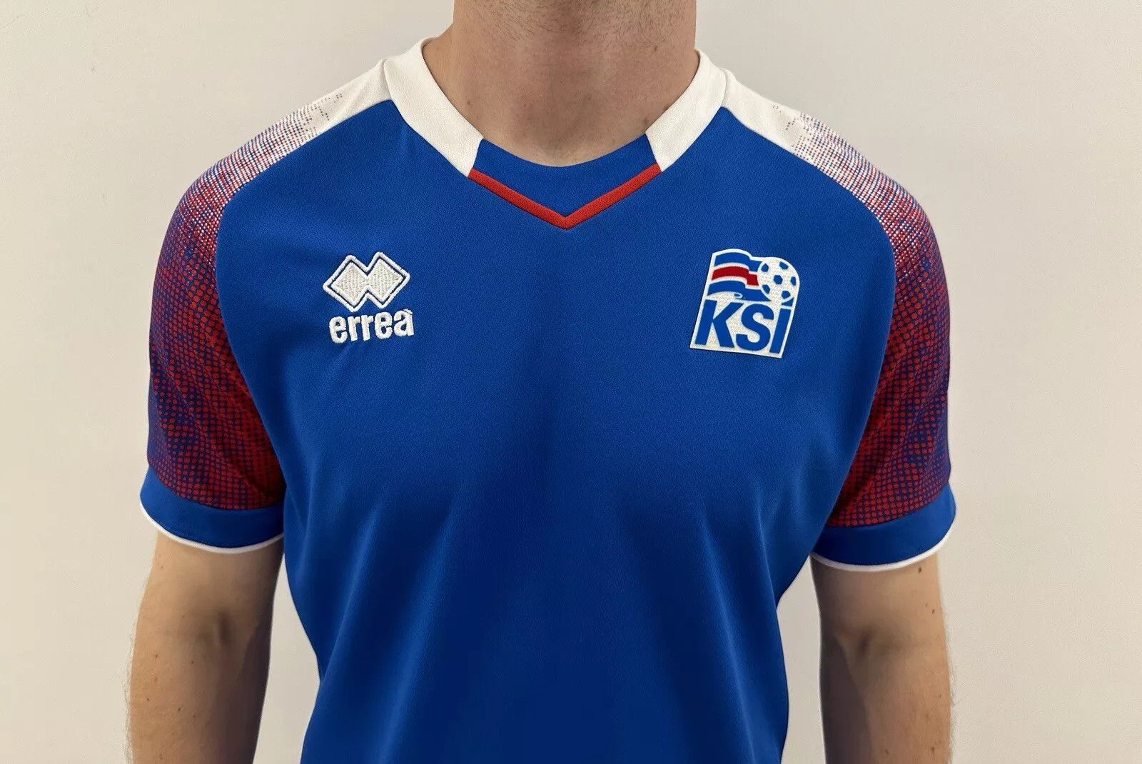 Errea National Iceland KSI 2018 2019 2020 Home Jersey Soccer Size US M / EU 48-50 / 2 - 2 Thumbnail