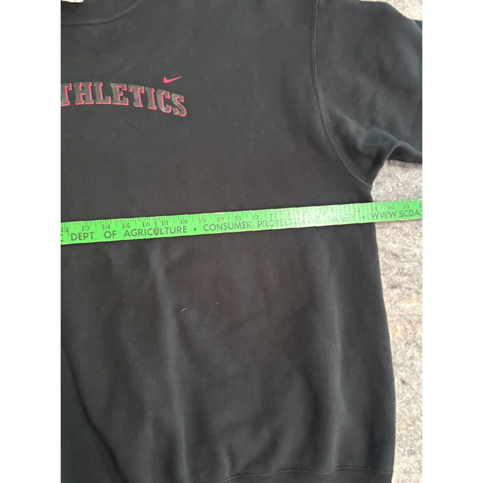 Nike VINTAGE Nike Sweatshirt Crewneck Mini Swoosh Black 2XL Men 90s Pullover Size US XXL / EU 58 / 5 - 3 Thumbnail