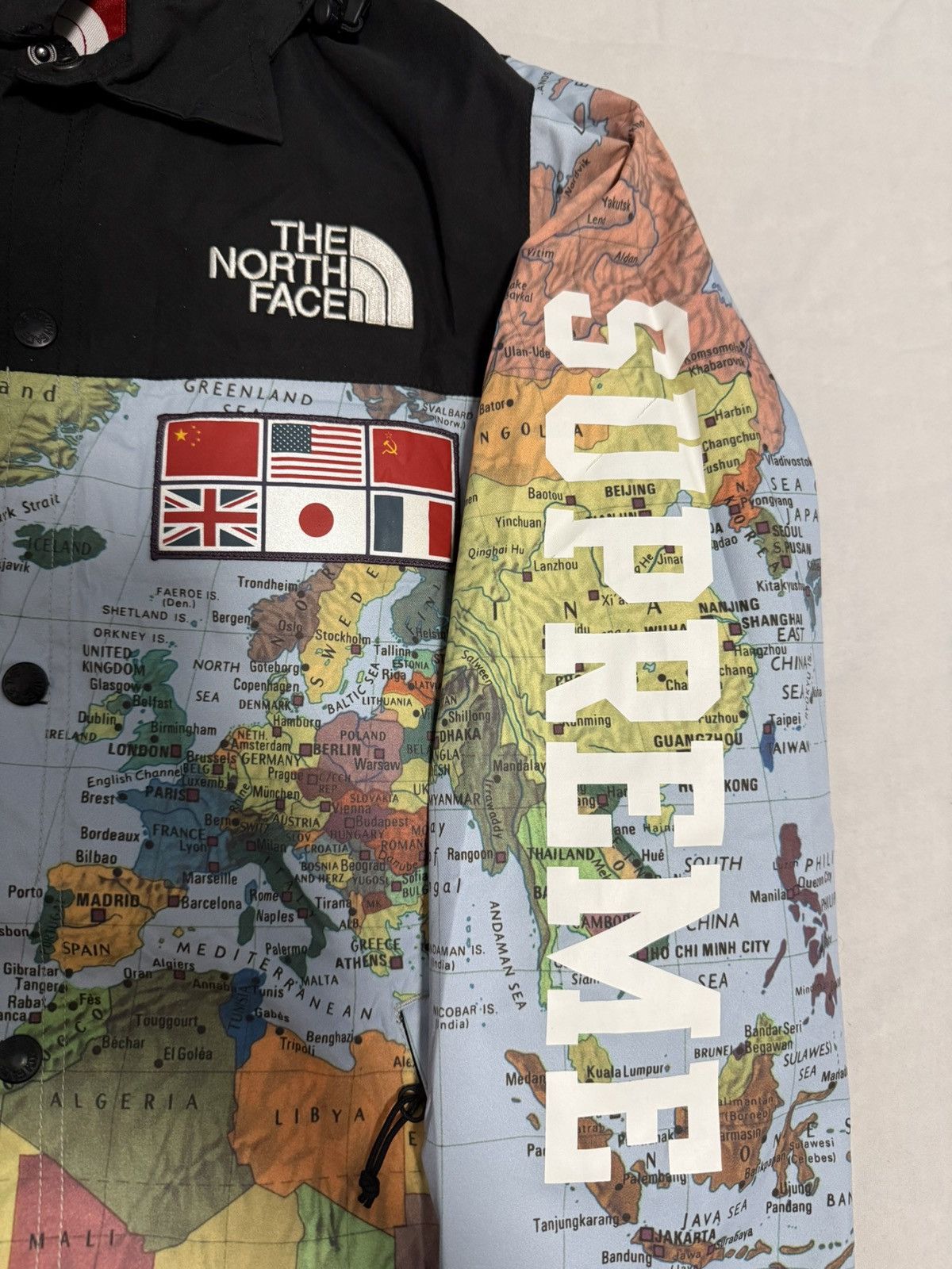 Supreme × The North Face Supreme tnf the north face maps atlas coach Jacket Size US S / EU 44-46 / 1 - 2 Thumbnail