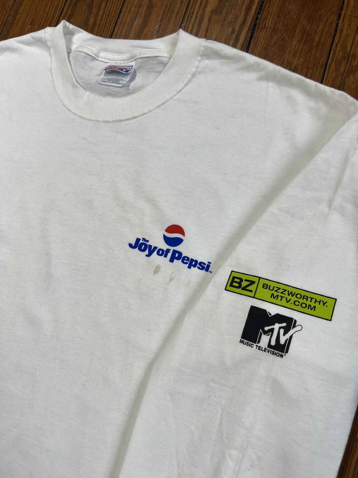Band Tees × Mtv × Vintage Vintage MTV Shakira Pepsi Promo Long Sleeve Band Tee Shirt Size US XL / EU 56 / 4 - 6 Thumbnail
