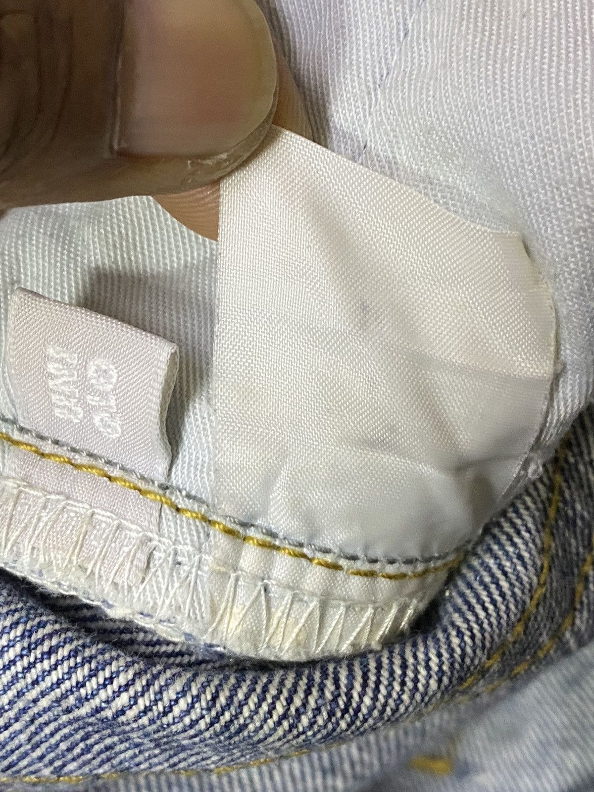 Japanese Brand Vintage Japanese Brands Uniqlo Crazy Mud Wash Loose Jeans Size US 32 / EU 48 - 13 Thumbnail