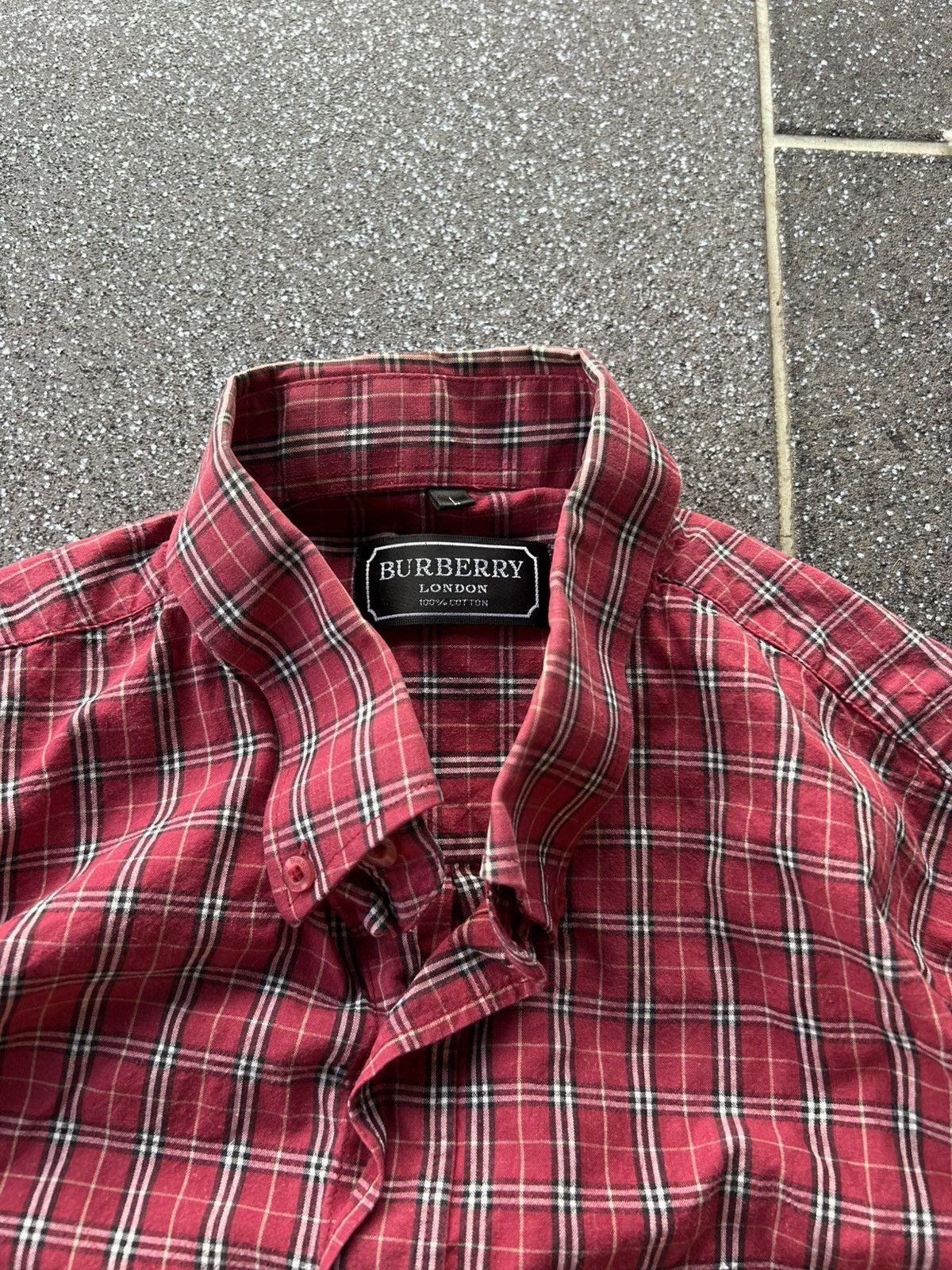 Burberry Burberry's Vintage Checkered Red L Shirt Small Size US L / EU 52-54 / 3 - 6 Thumbnail