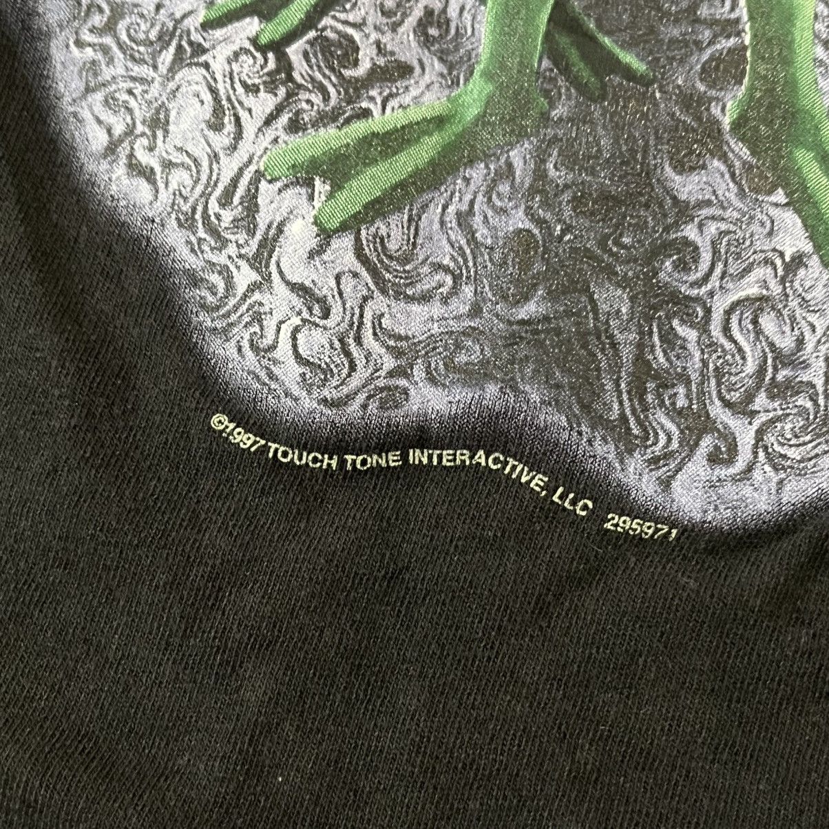 Vintage Vintage 1997 Touch Tone Alien Graphic T-Shirt by Wild Oats Size US XL / EU 56 / 4 - 4 Thumbnail