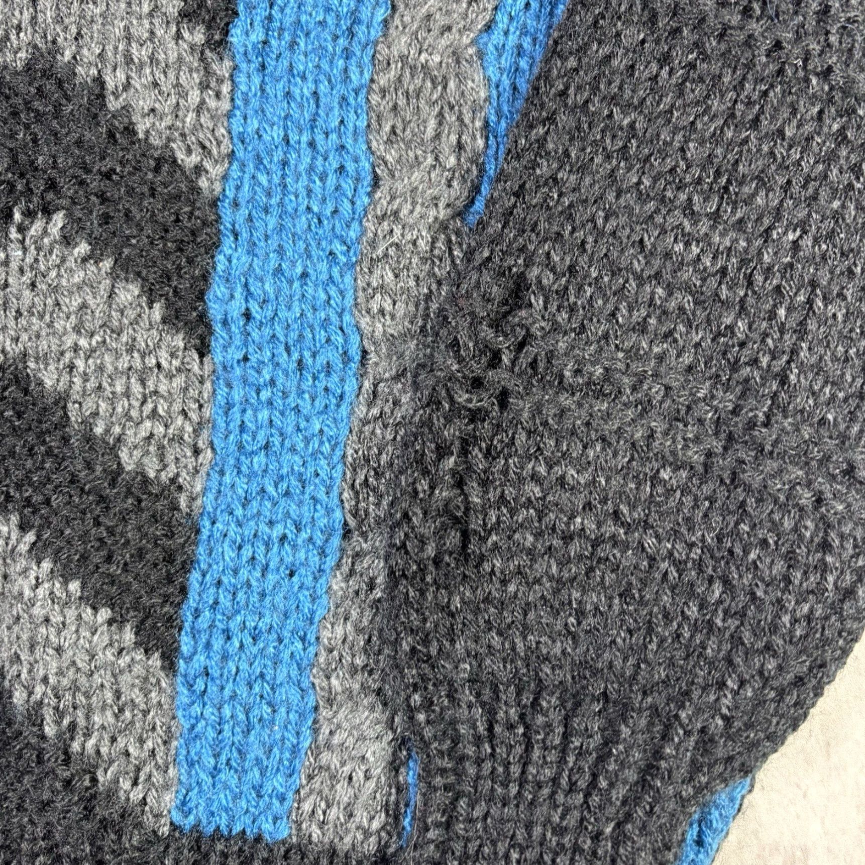 Vintage VINTAGE Forum Knit Sweater Geometric Striped Pattern Chunky Knit Adult Medium Black Crew Neck 80s Mens Pullover Caped? Size US M / EU 48-50 / 2 - 6 Thumbnail