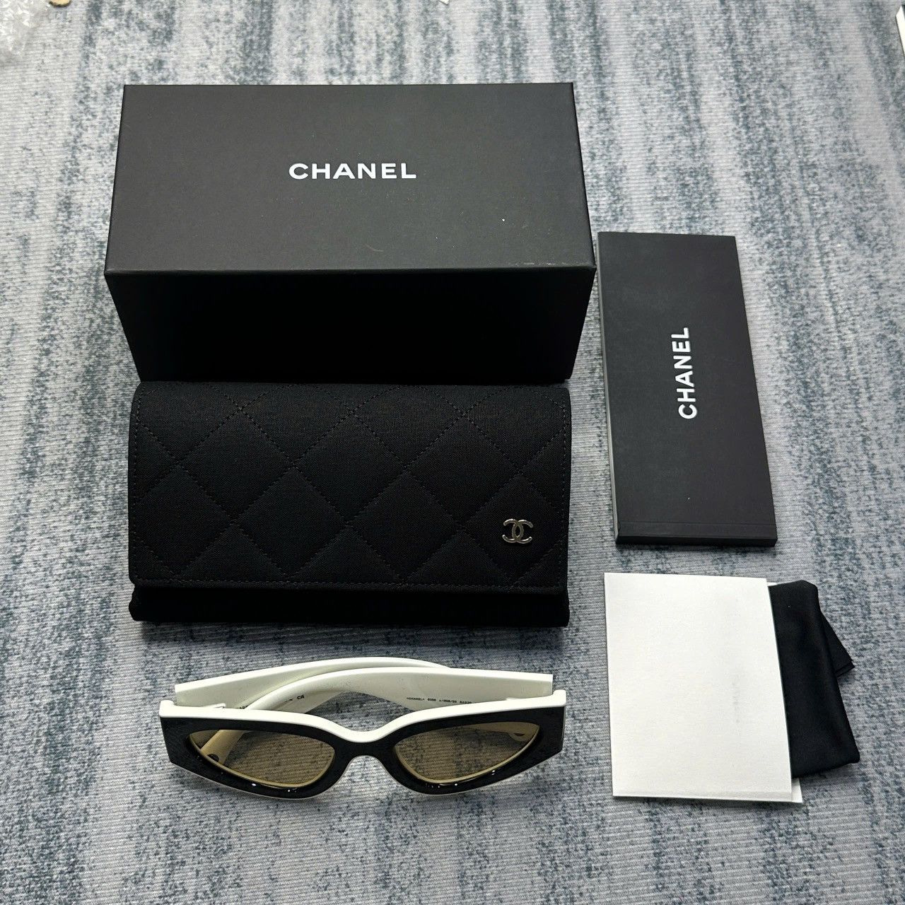 Chanel CHANEL 0CH6056 165653 SUNGLASSES Size ONE SIZE - 2 Thumbnail