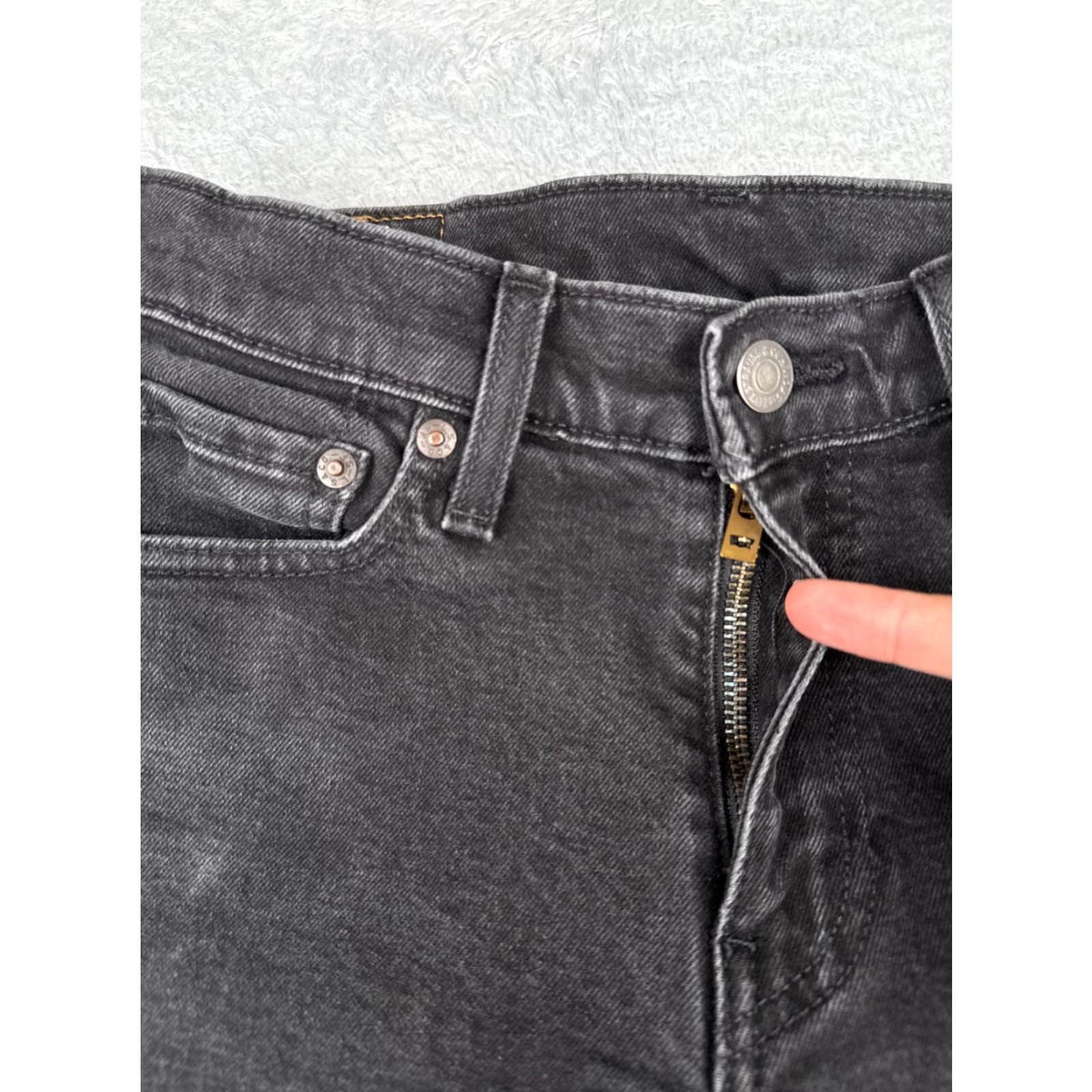 Levi's Levi's 502 Jeans Mens 30 Black Denim Straight Regular 5-Pocket Design Zip Inseam 27in Cotton Blend Vintage No Size US 30 / EU 46 - 5 Thumbnail
