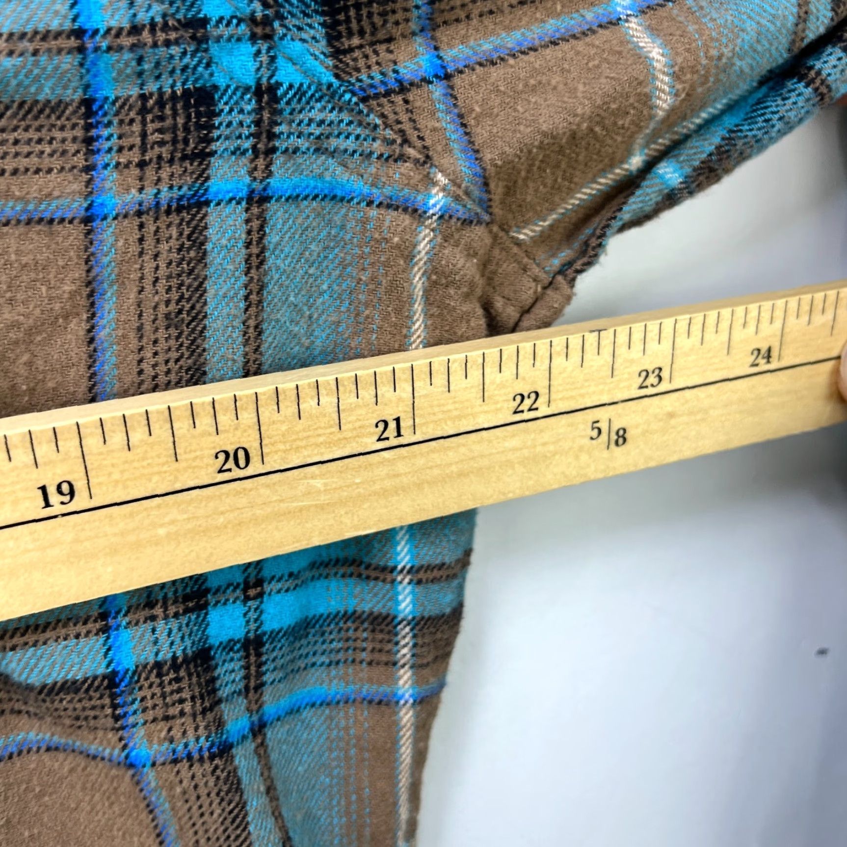 Wrangler VINTAGE Wrangler Western Plaid Button-Up Shirt L Mens Long Sleeve Blue Trendy Western Accents: Button Snap Size US L / EU 52-54 / 3 - 7 Thumbnail