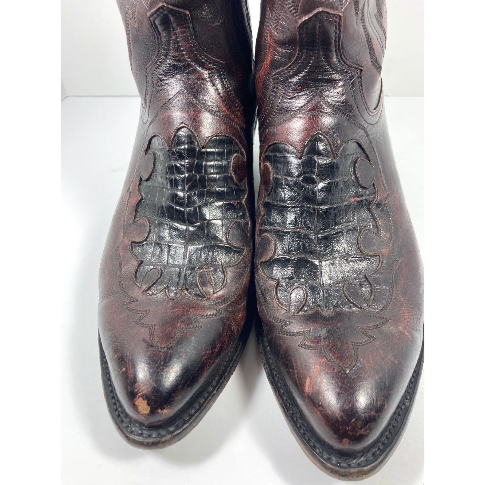 Vintage VINTAGE Lucchese Caiman Inlay Boots Men 9 EE Wide Black Cherry Leather VTG N1508J4 Size US 9 / EU 42 - 3 Thumbnail