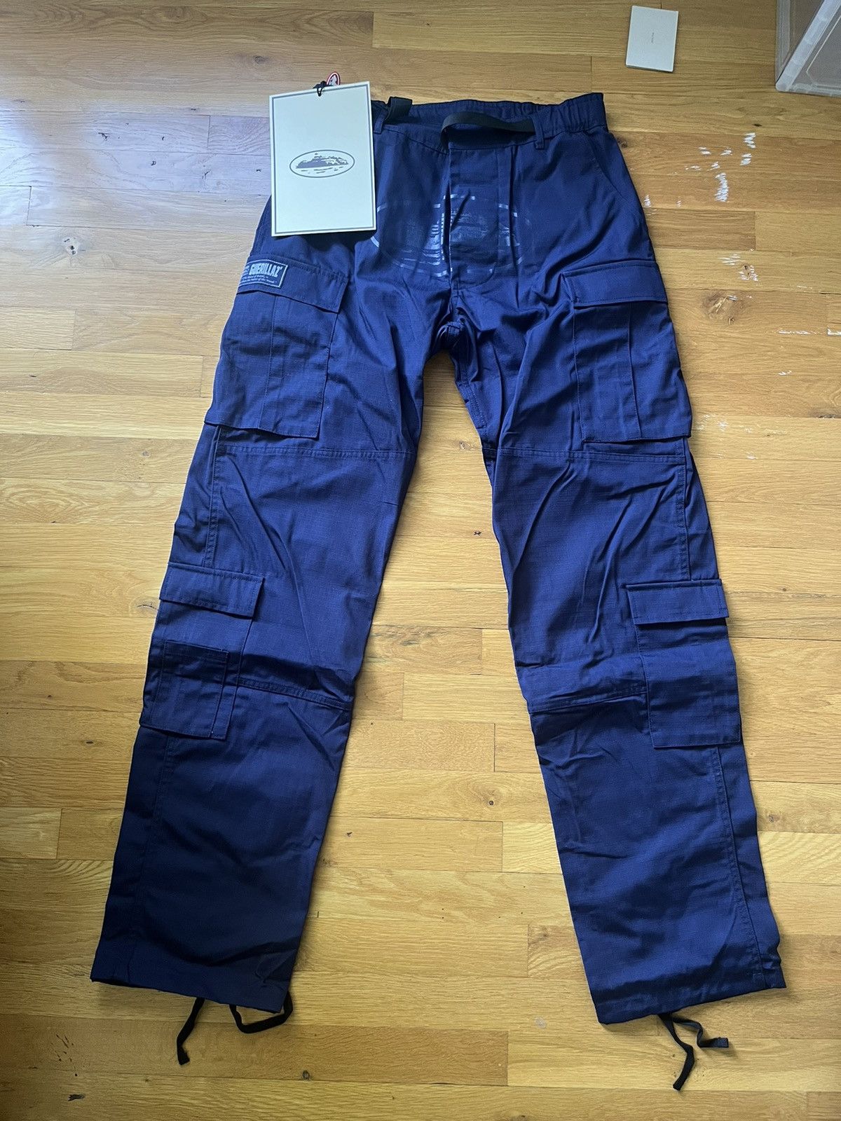 パンツ Corteiz Guerrillaz* Cargo Pants Navy Buy Corteiz Guerillaz* Cargos 'Navy' - 07892 1FW2305CGCN