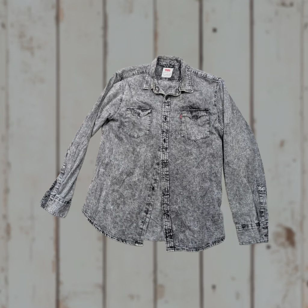 Levi's Levi's Shirt Mens Large Gray Denim Western Button Up Long Sleeve Casual Workwear Size US L / EU 52-54 / 3 - 1 Thumbnail