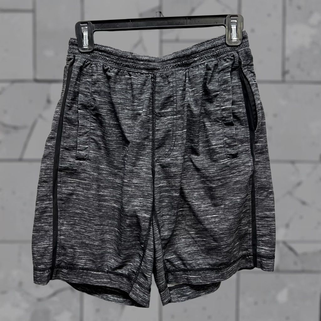 Lululemon Lululemon Athletic Shorts Mens Size S 28” Waist Gray Stretchy Athletic Waistband Comfortable Size US 28 / EU 44 - 1 Thumbnail