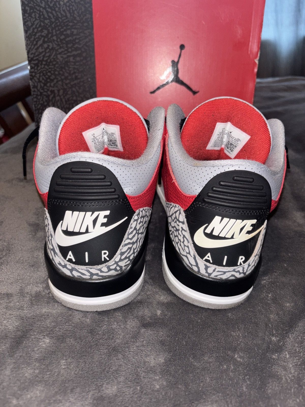 Jordan Brand Air Jordan 3 Retro SE “Red Cement” Size US 9 / EU 42 - 4 Thumbnail