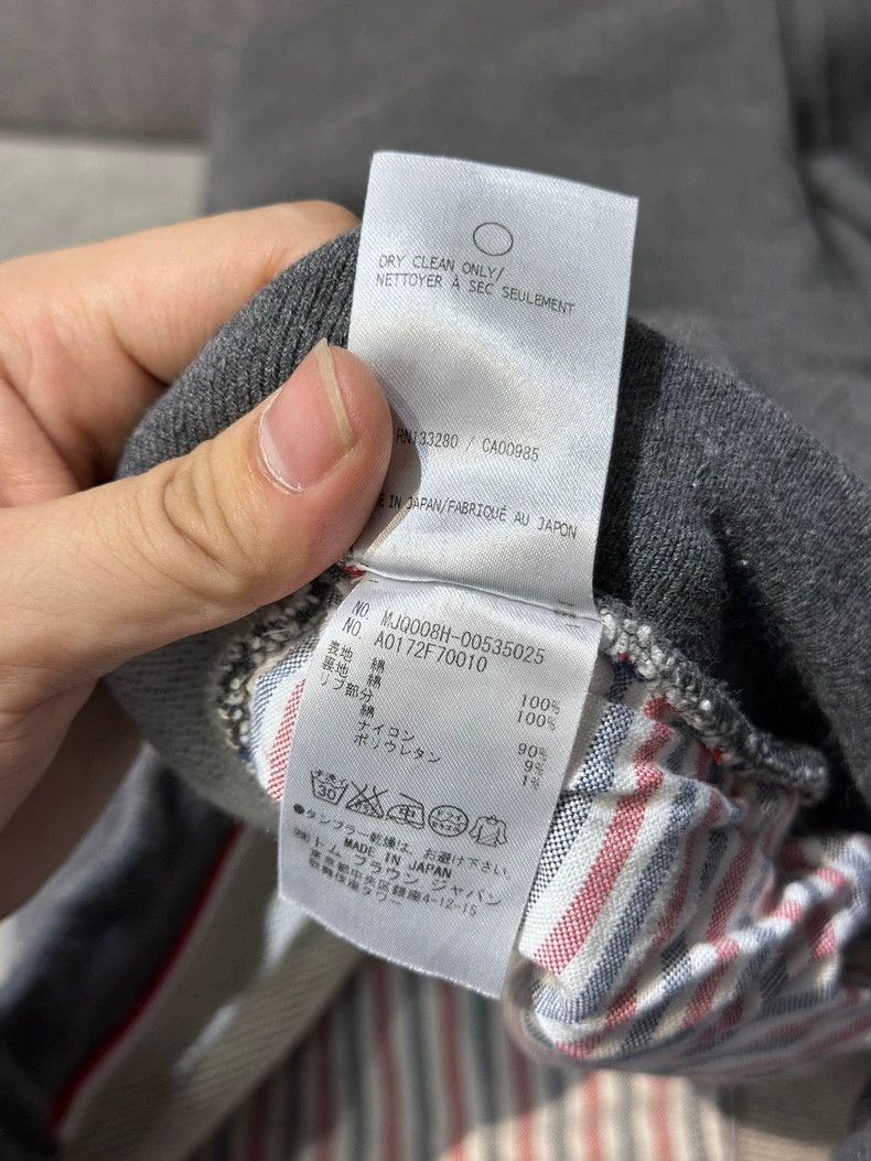 Thom Browne Thom Browne size0 Dark grey classic striped trousers Size US 26 / EU 42 - 5 Thumbnail