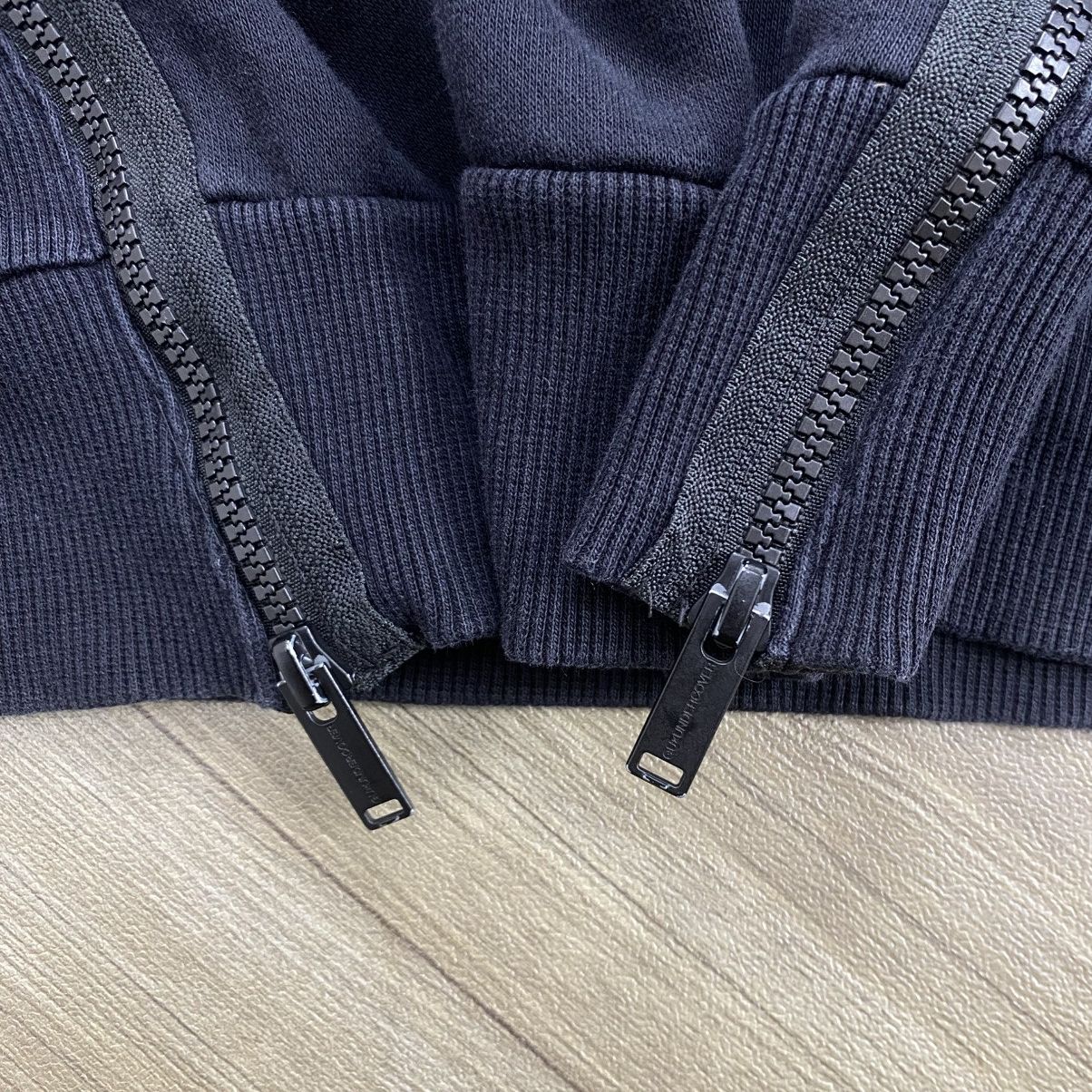 GU × Undercover 2000s Jun Takahashi x Undercover GU Multi Zipper Sweatshirt Size US M / EU 48-50 / 2 - 11 Thumbnail