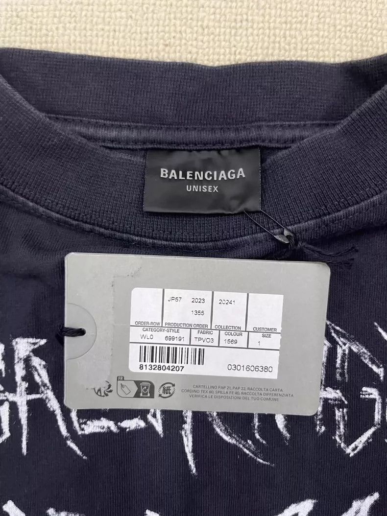 Balenciaga Balenciaga New Year Collection Letter Print Crew Neck Pull Size US S / EU 44-46 / 1 - 5 Thumbnail