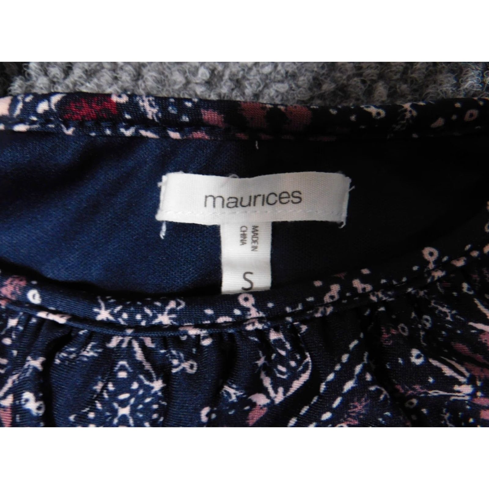 Vintage Maurices Blouse Shirt Womens S Blue Floral Pullover Cap Sleeve Collared Tunic Stretch Casual Regular Modern Classic Size S / US 4 / IT 40 - 6 Thumbnail