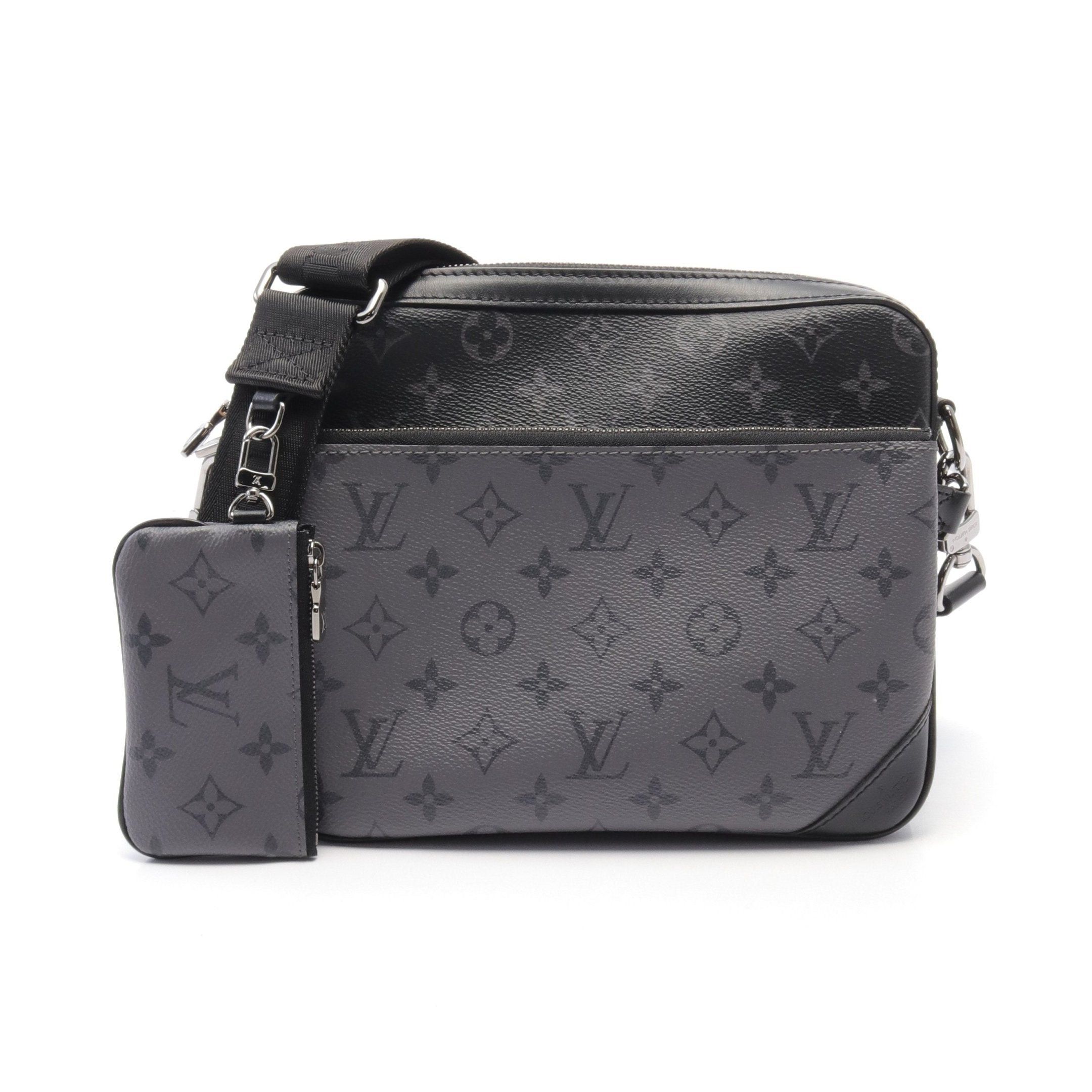 Louis Vuitton Louis Vuitton Trio Messenger Monogram Eclipse Shoulder Bag Leather Black Gray Size ONE SIZE - 1 Thumbnail