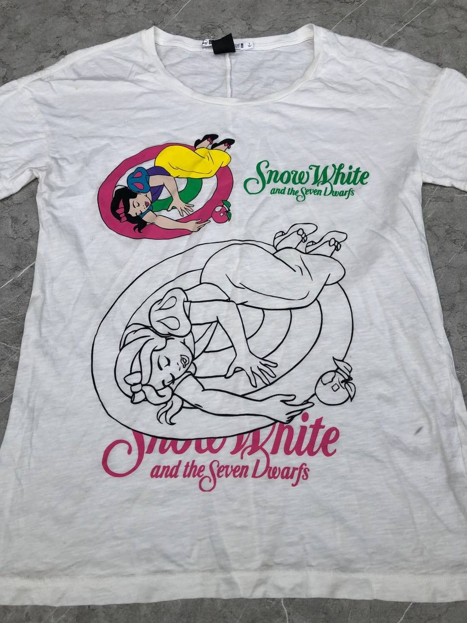 Disney × Undercover × Uniqlo Uniqlo Undercover Disney Tee Size L / US 10 / IT 46 - 1 Thumbnail