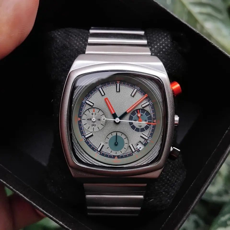 Other Vintage 90s vintage retro luxury style quartz silver watch Size ONE SIZE - 1 Thumbnail