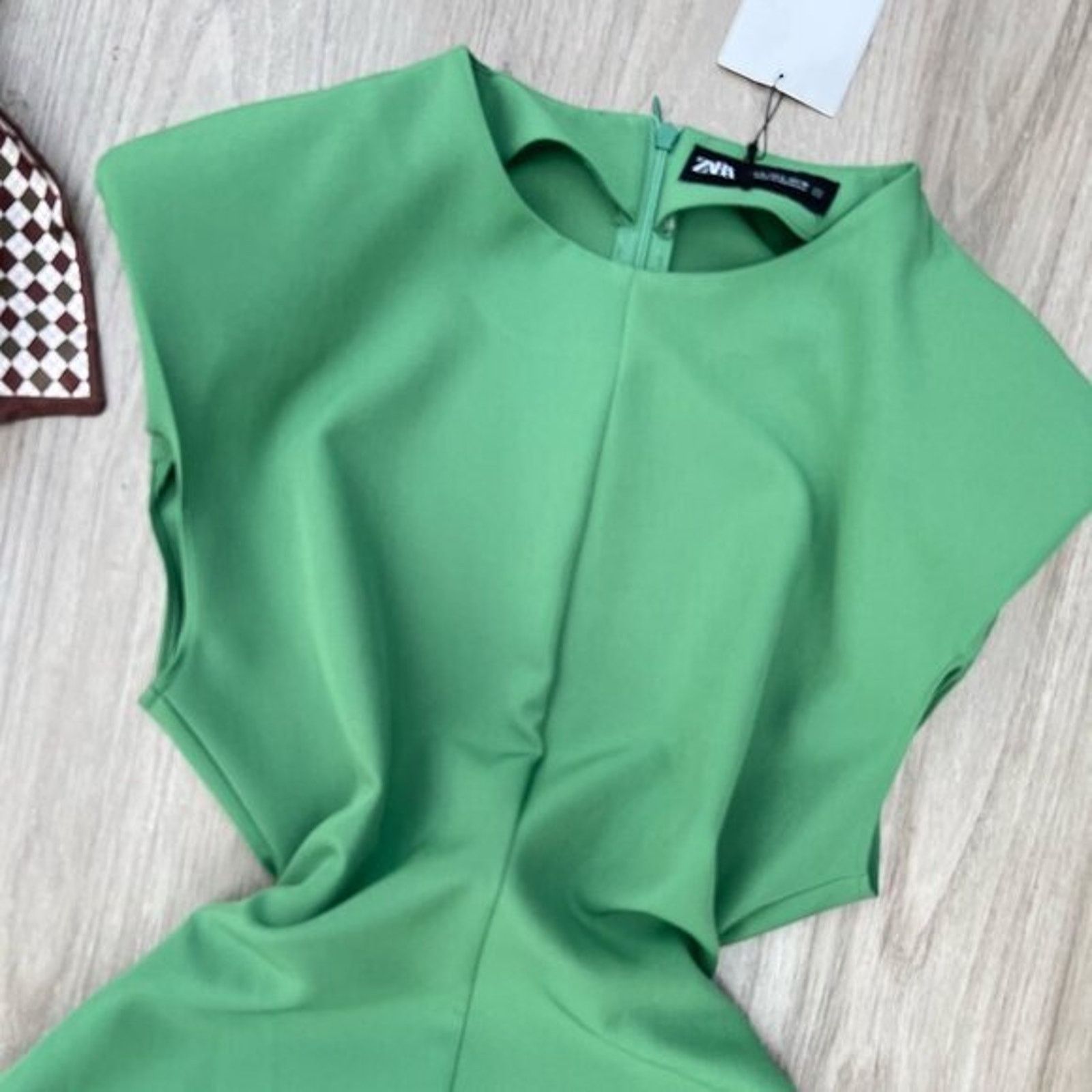 Zara Zara Green Structured Shoulder Pad Mini Dress NWT Size M / US 6-8 / IT 42-44 - 24 Thumbnail