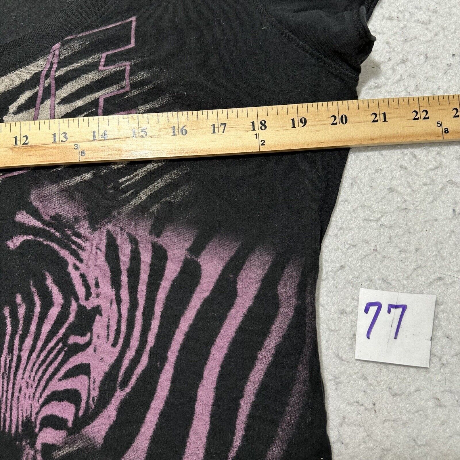Disney Vintage Walt Disney World XL Animal Kingdom Zebras T Shirt Size XL / US 12-14 / IT 48-50 - 8 Thumbnail
