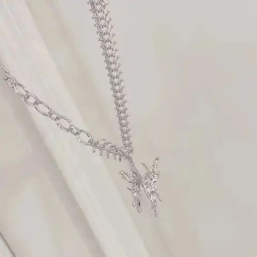 Japanese Brand Fashion Temperament Metal Elegant Butterfly Pendant Necklace Size ONE SIZE - 3 Thumbnail