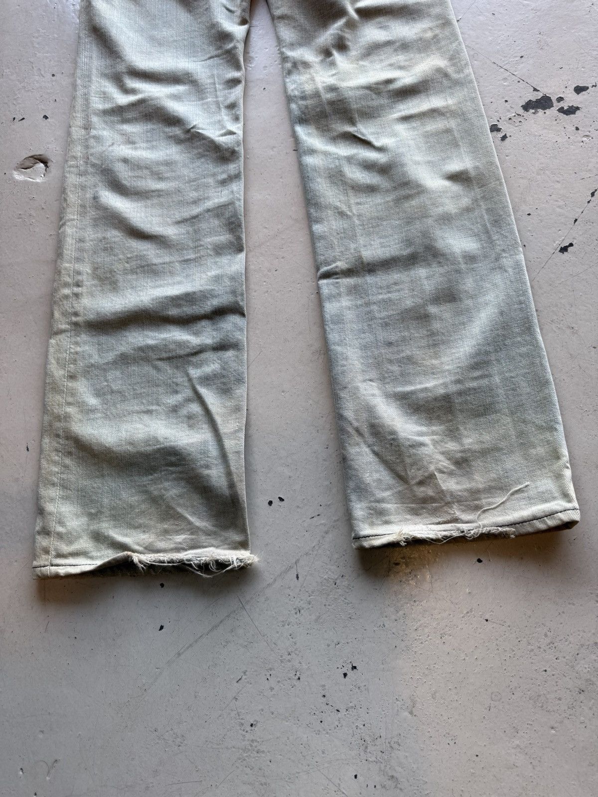 Number (N)ine Number Nine A/W 2000 “Redisun” Distressed Bush Denim Pant Size US 32 / EU 48 - 8 Thumbnail