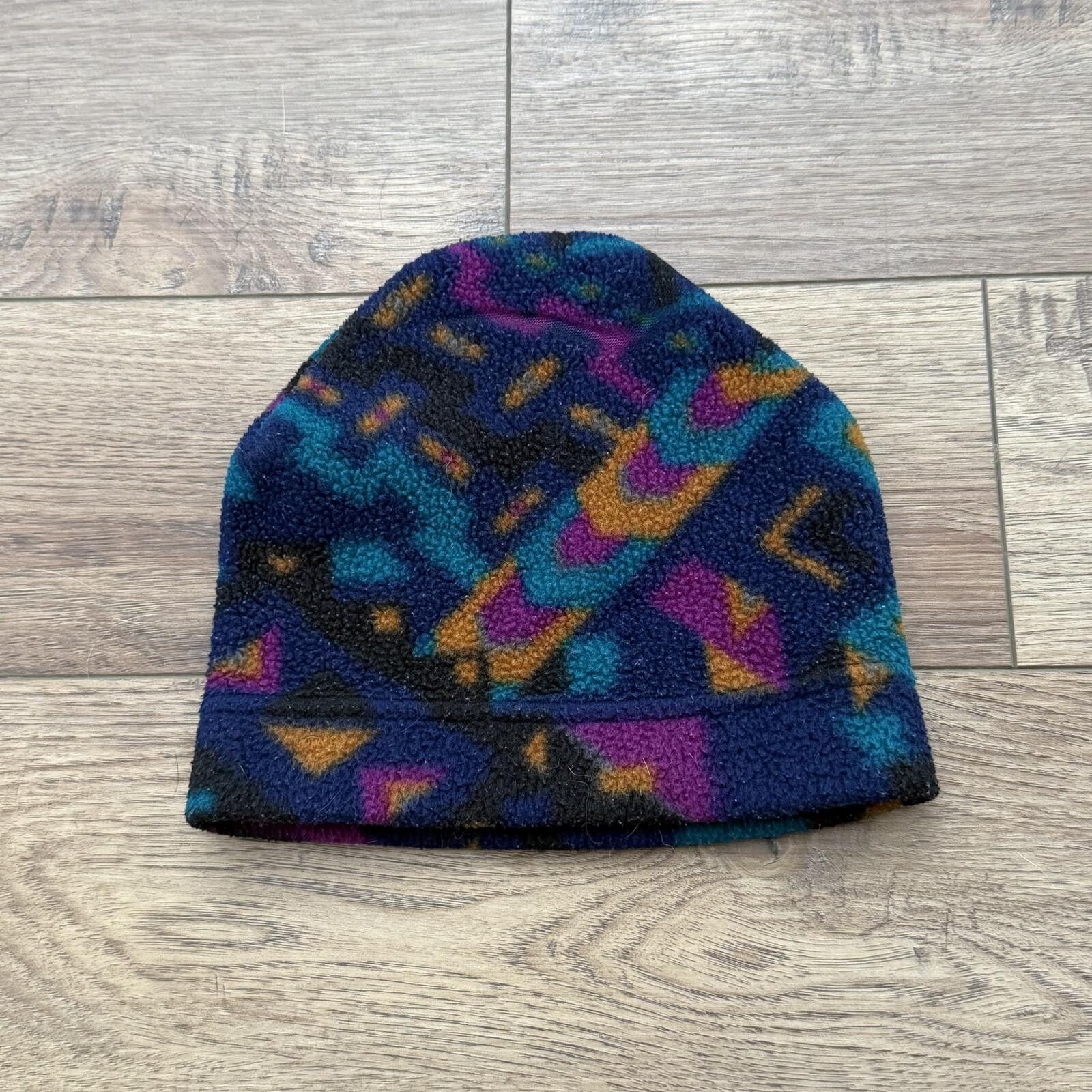 Other Vintage Fleece Beanie Geometric Abstract Ski Outdoor Size ONE SIZE - 1 Thumbnail