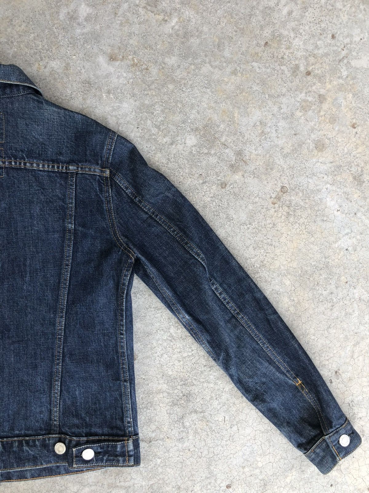 Helmut Lang Helmut Lang Denim Jacket Classic Denim Distressed Size US XS / EU 42 / 0 - 12 Thumbnail