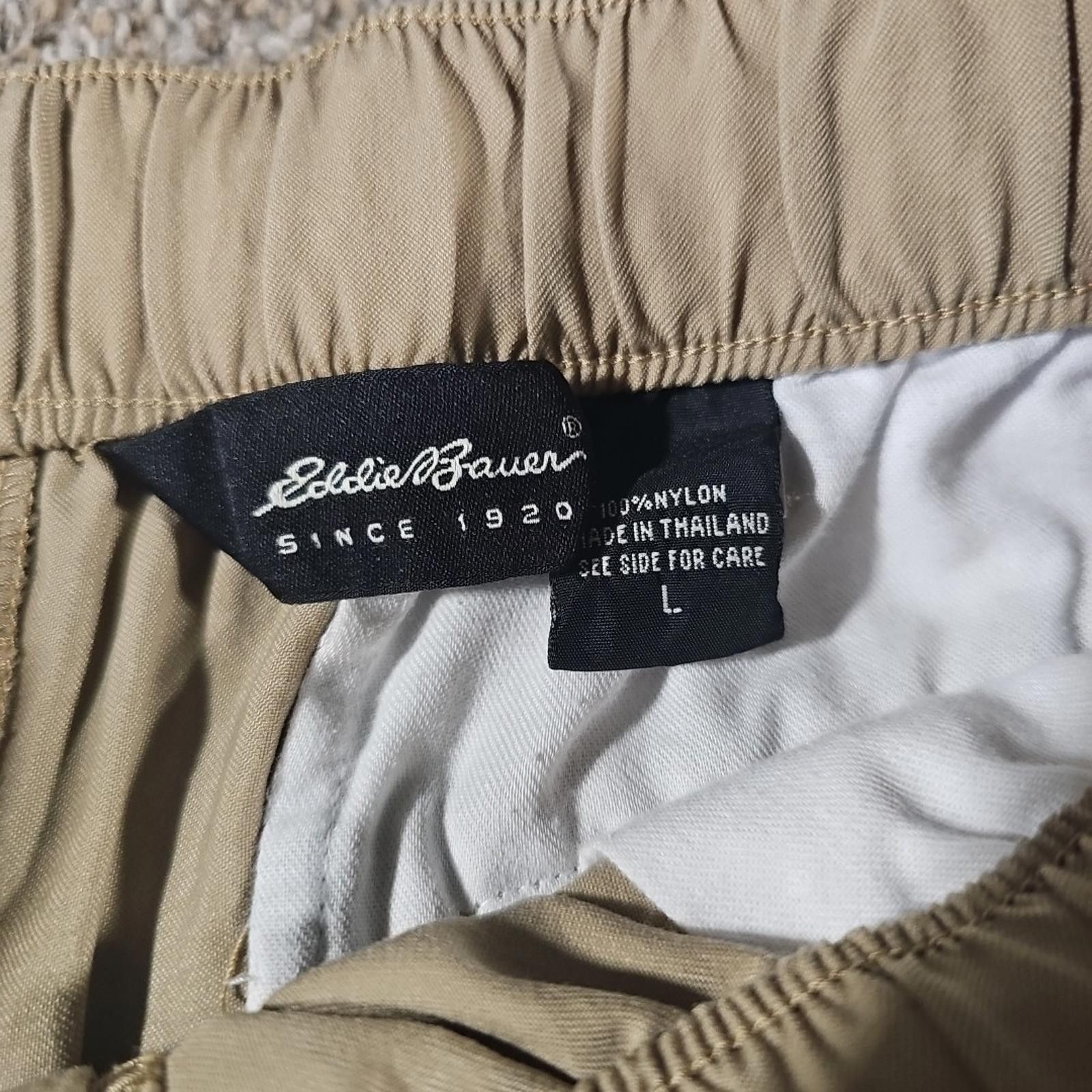 Eddie Bauer Eddie Bauer EarthTech L Nylon Belted Hiking Shorts Size US 34 / EU 50 - 4 Thumbnail