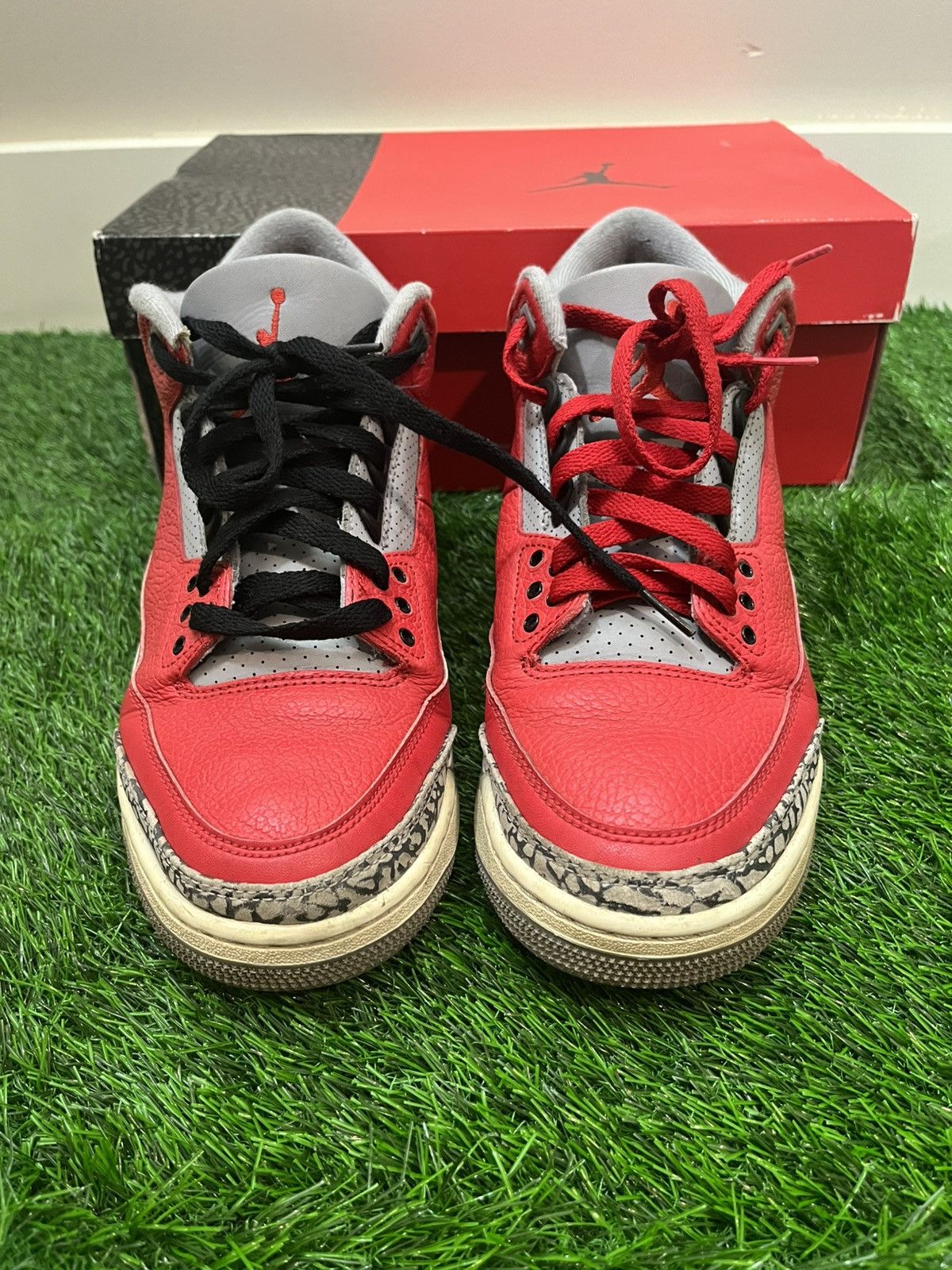 Jordan Brand Jordan 3 Fire Red SE Unite Size US 9 / EU 42 - 4 Thumbnail
