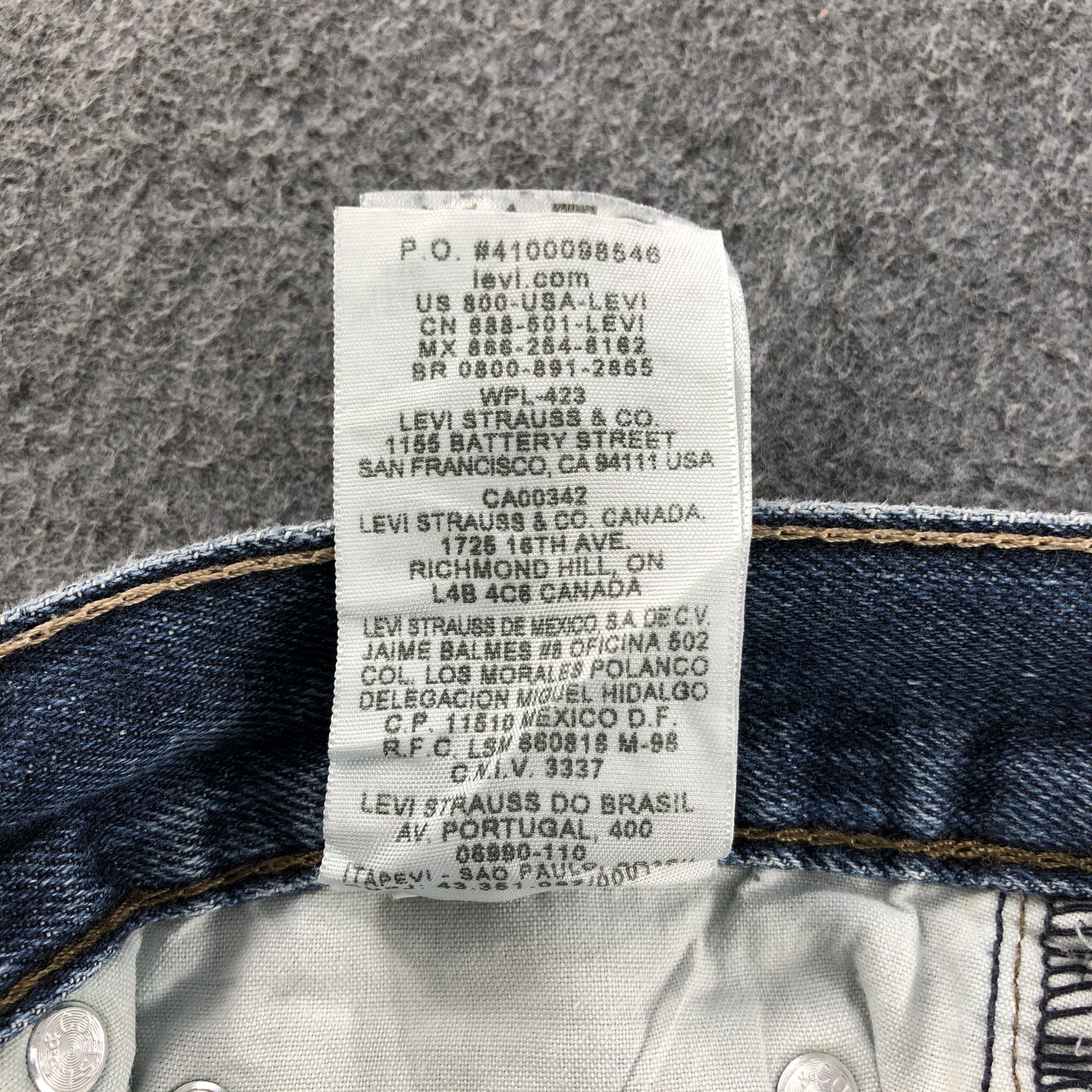 Levi's Vintage Blue Wash Levis 514 Jeans- J1356 Size US 31 - 11 Thumbnail