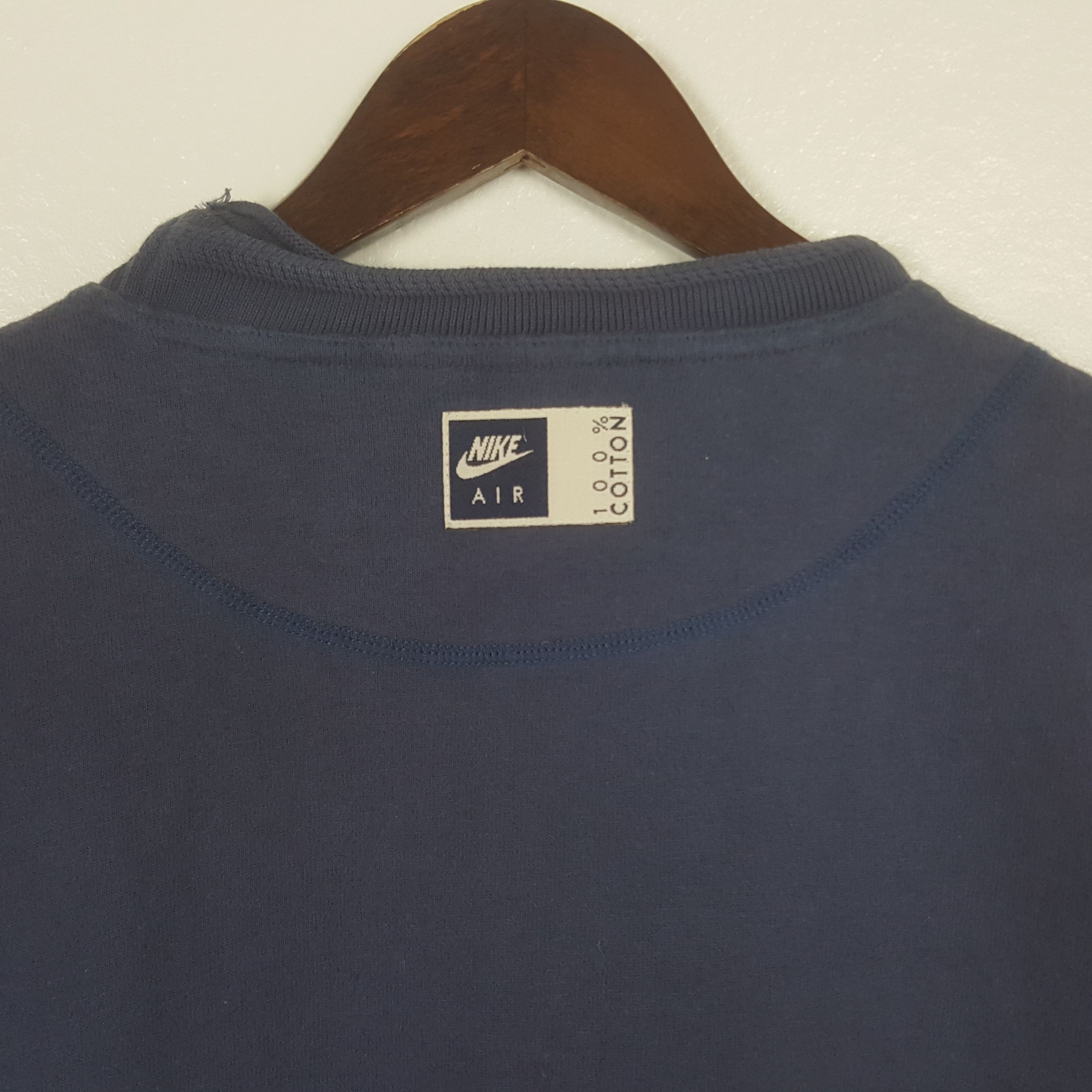 Nike Vintage NIKE Air Embroidery Sweatshirt Size US S / EU 44-46 / 1 - 4 Thumbnail