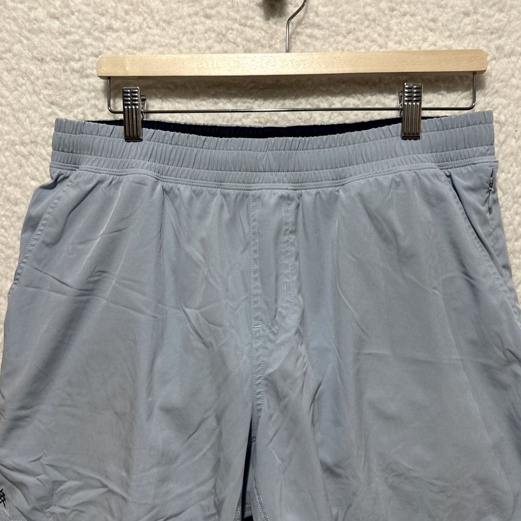 Rhone Rhone Shorts Men's L Blue Performance Athletic Drawstring Zip Pocket Black Lined Size US 33 - 4 Thumbnail