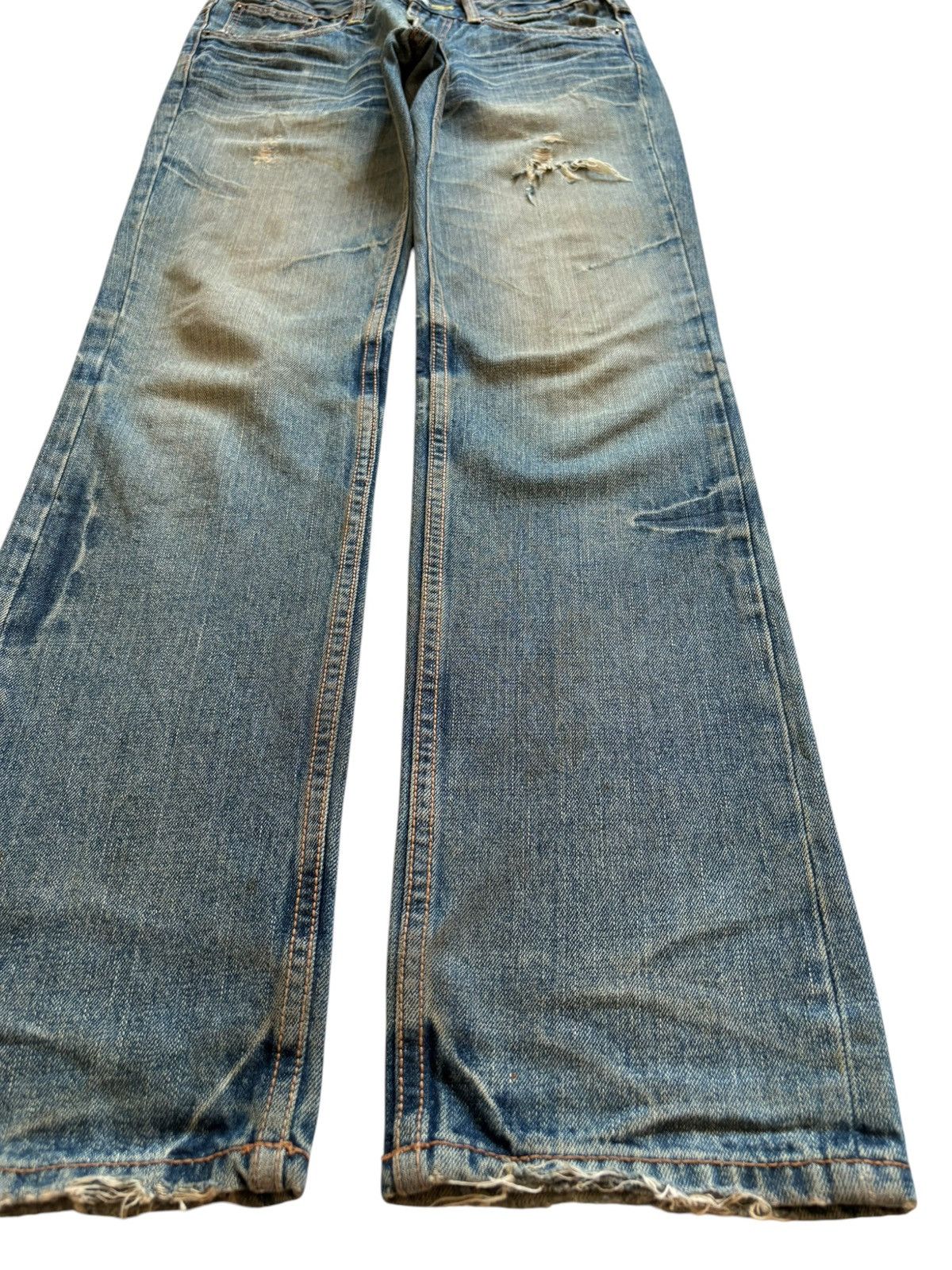 Japanese Brand Vintage Japanese Brand Rusty Mud Wash Ripped Jeans Size US 31 - 7 Thumbnail