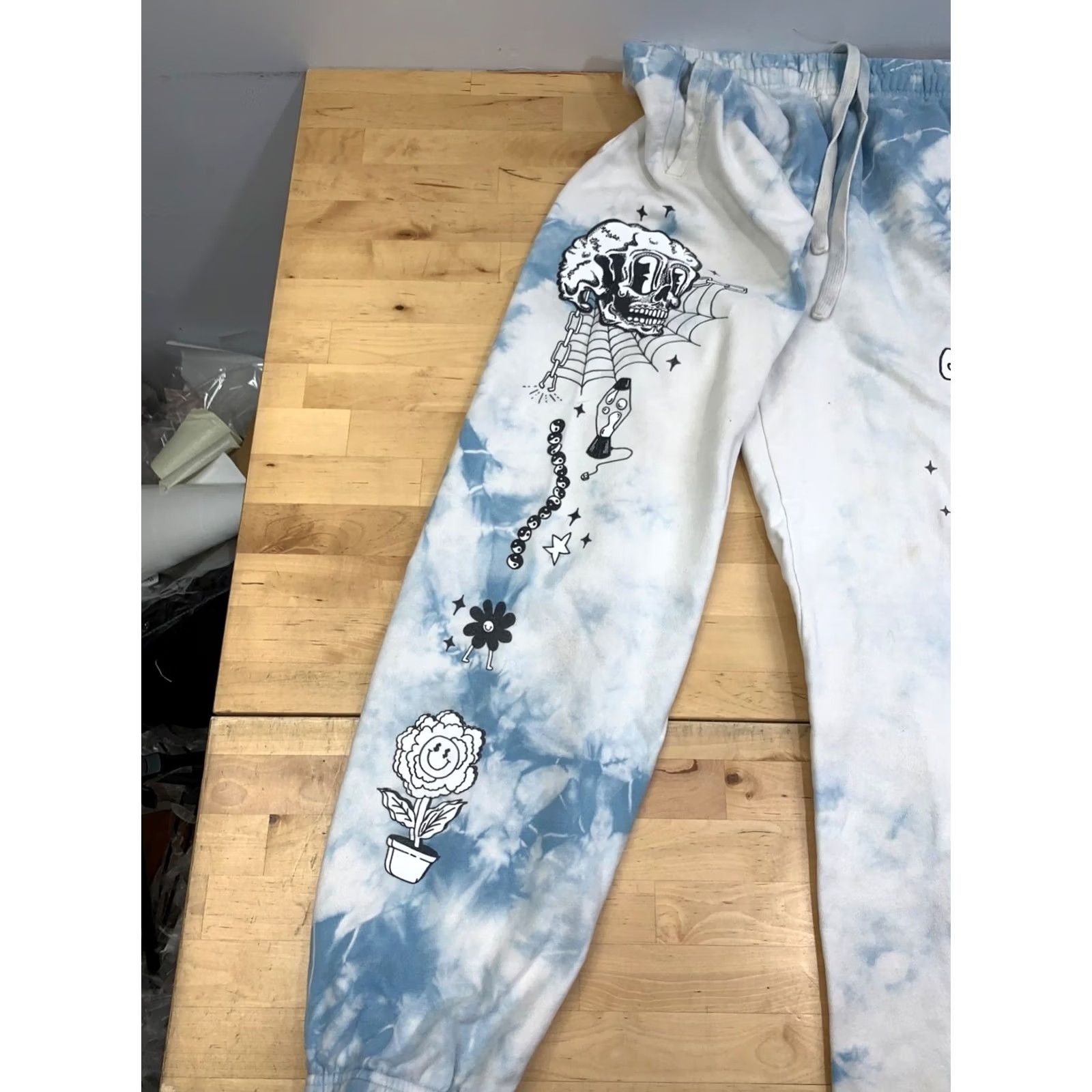 Vintage A Lab Sweatpants Women S Blue Tie Dye Size 28" / US 6 / IT 42 - 7 Thumbnail