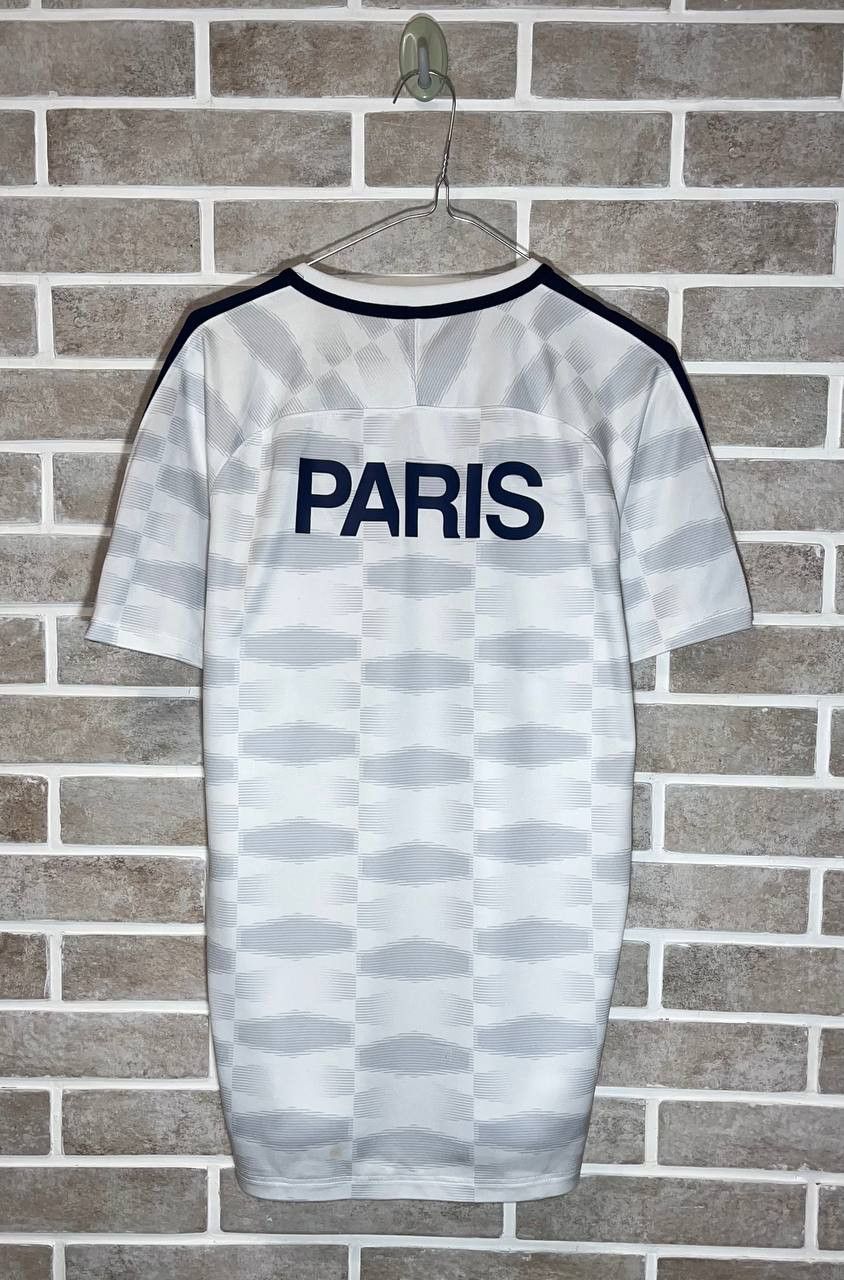 Nike Paris Saint-Germain PSG Training Football Shirt 2017 Nike Size US M / EU 48-50 / 2 - 7 Thumbnail