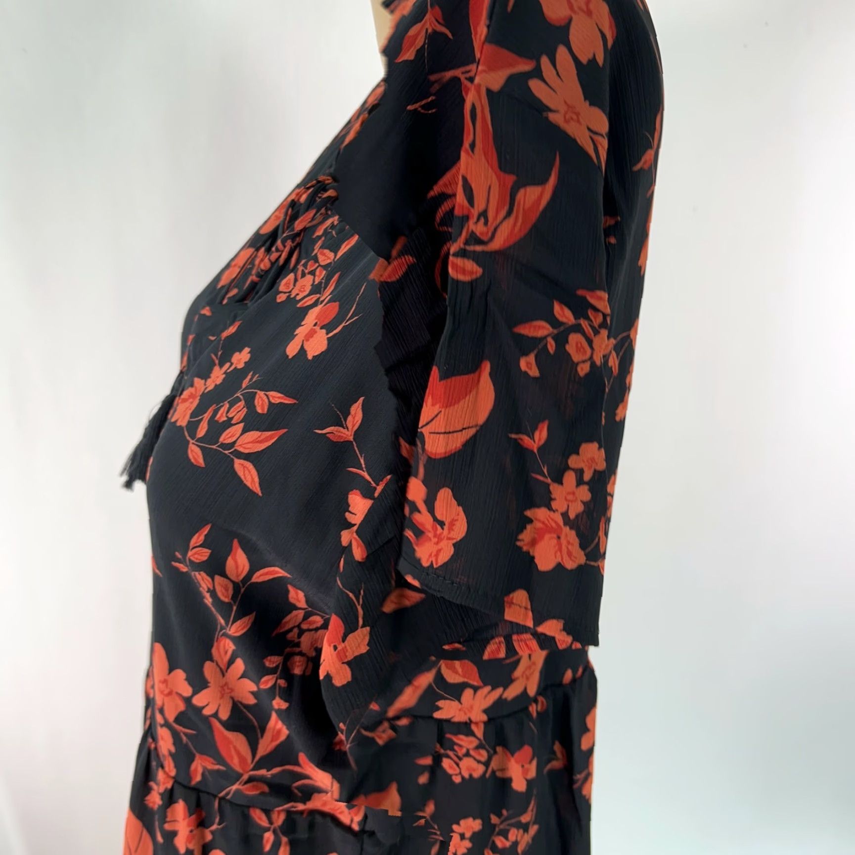 VINTAGE Floral Print Black Fit & Flare Dress Medium Flutter Sleeves Tie  Neck Casual Womens