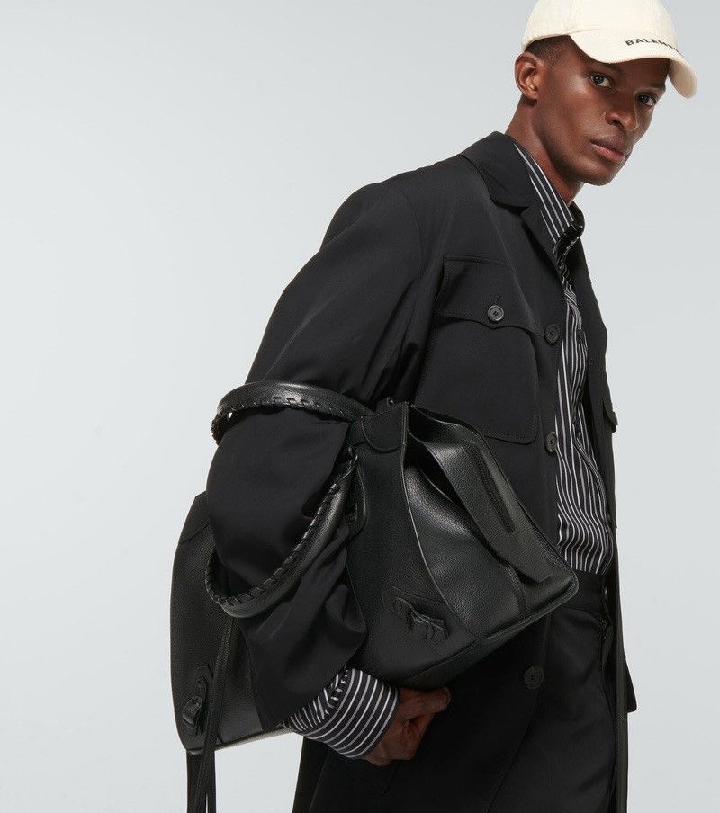 Balenciaga 🔥$3.3K VALUE🔥Viscose jacket Size US L / EU 52-54 / 3 - 5 Thumbnail