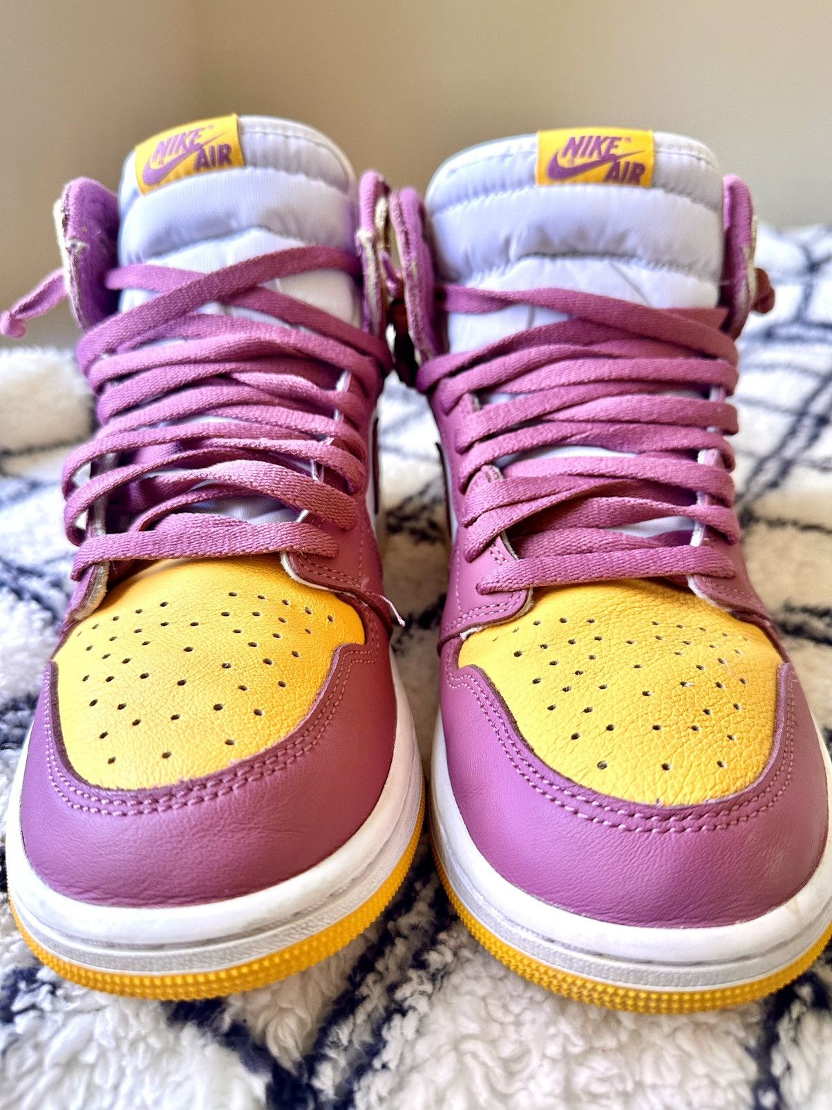 Jordan Brand Jordan 1 Retro High Brotherhood OG Size US 10.5 / EU 43-44 - 4 Thumbnail