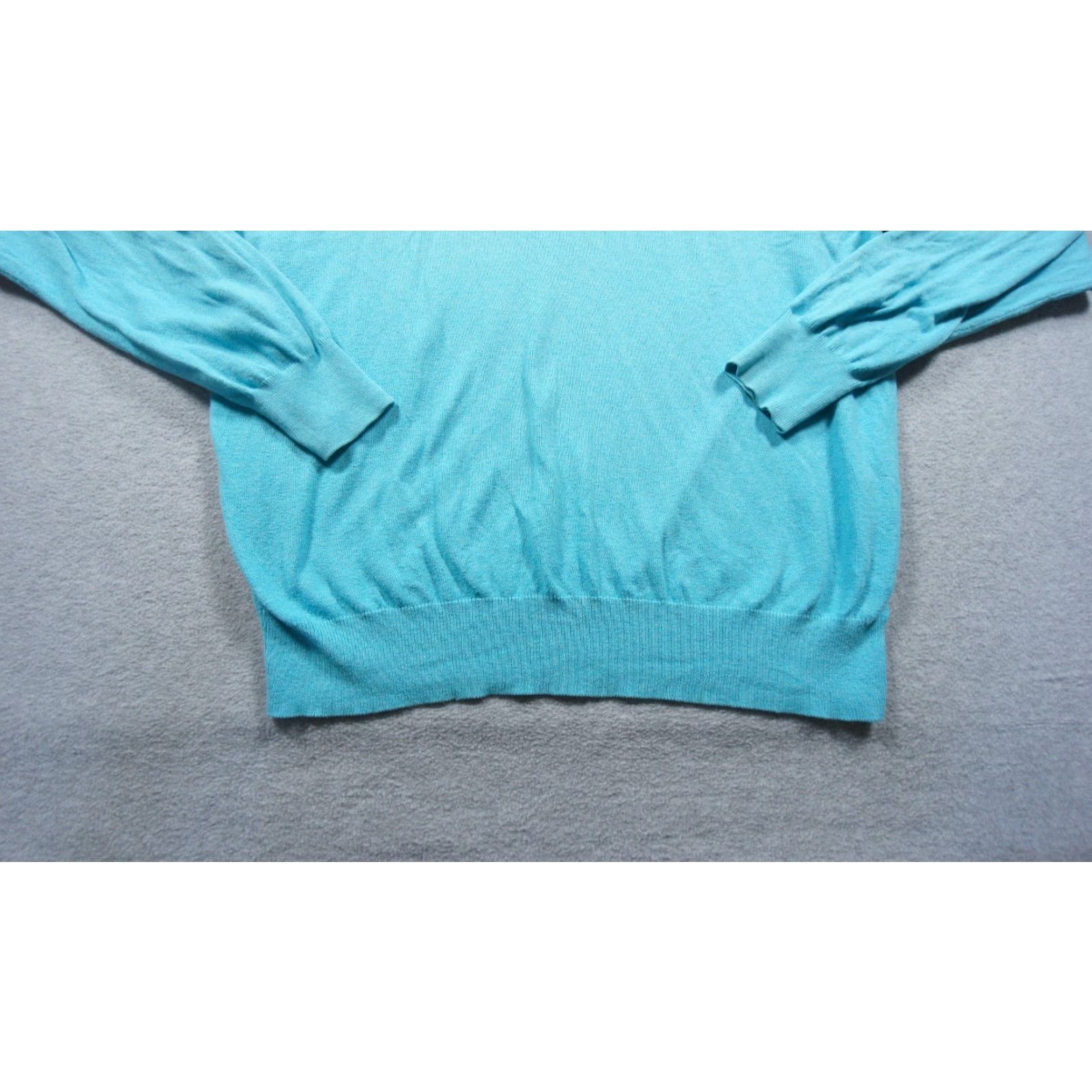 Peter Millar Peter Millar Sweater Mens Large Blue Vneck Pullover Cotton Cashmere Lightweight Size US L / EU 52-54 / 3 - 3 Thumbnail