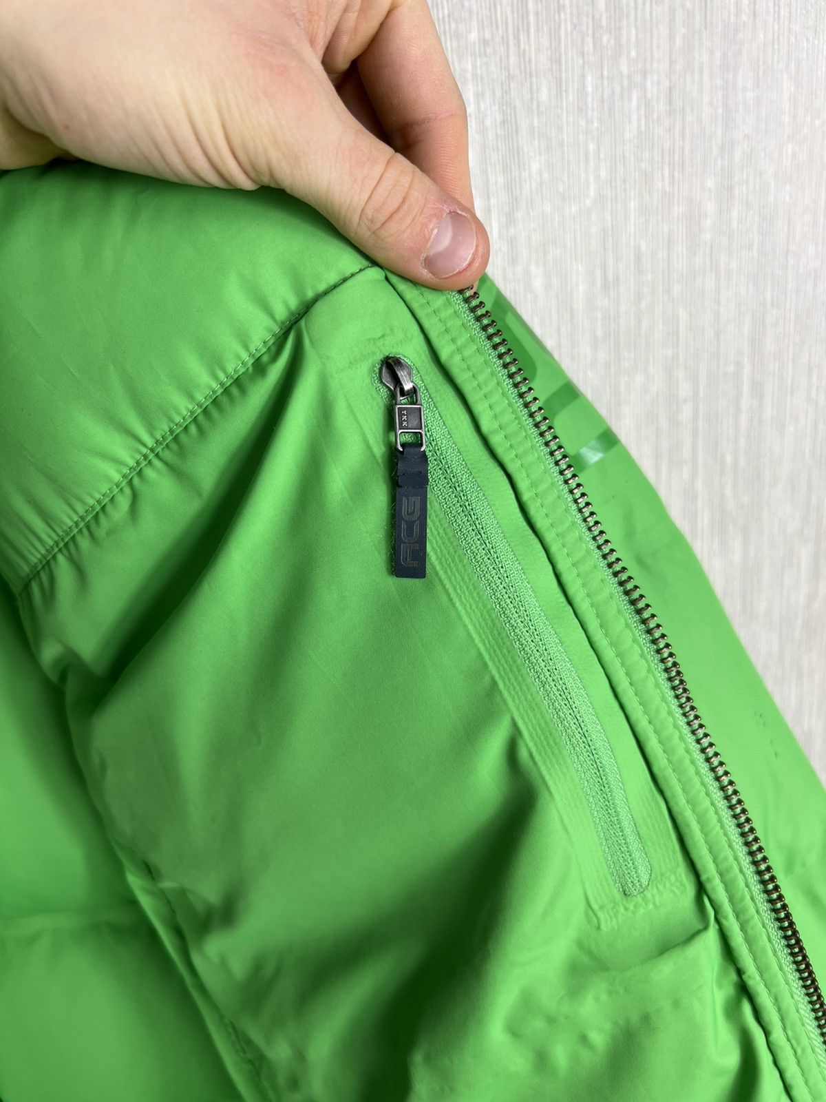 Nike ACG Vintage Nike ACG neon green y2k puffer goose down jacket Size US M / EU 48-50 / 2 - 20 Thumbnail