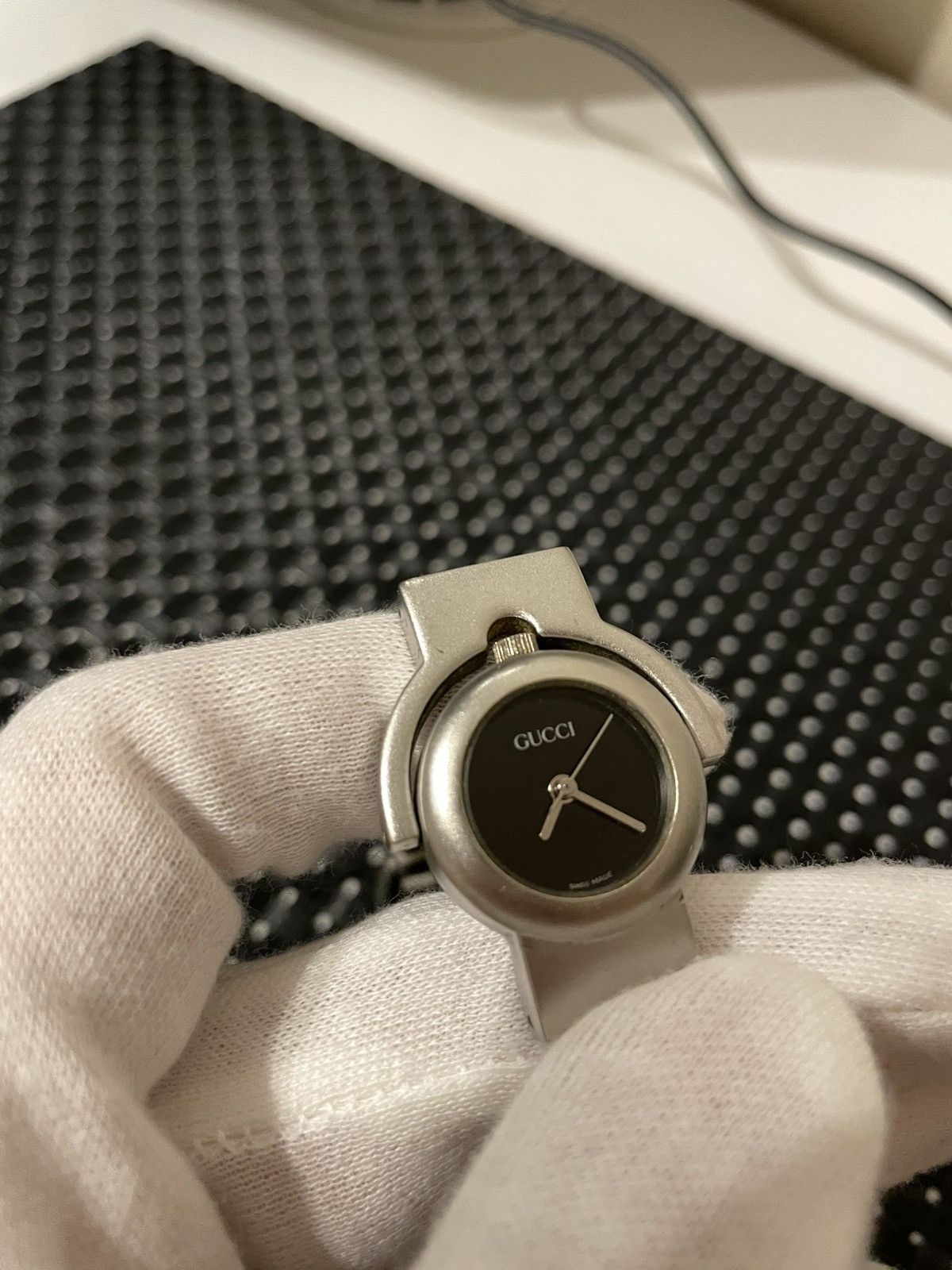 Vintage Gucci Cuff Quartz Watch newest