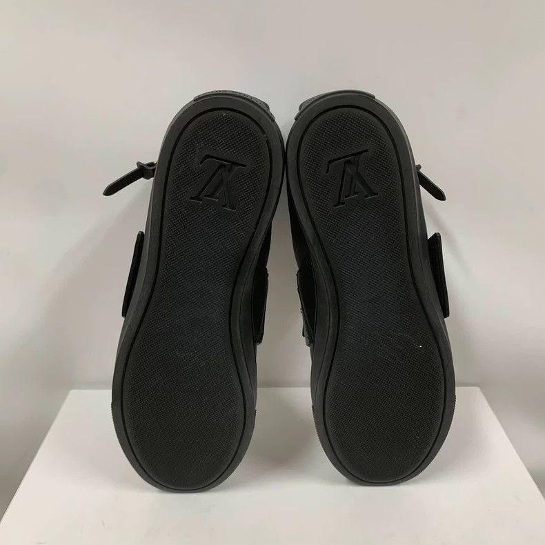 Louis Vuitton Louis Vuitton Black high-top board shoes Size US 8 / EU 41 - 7 Thumbnail